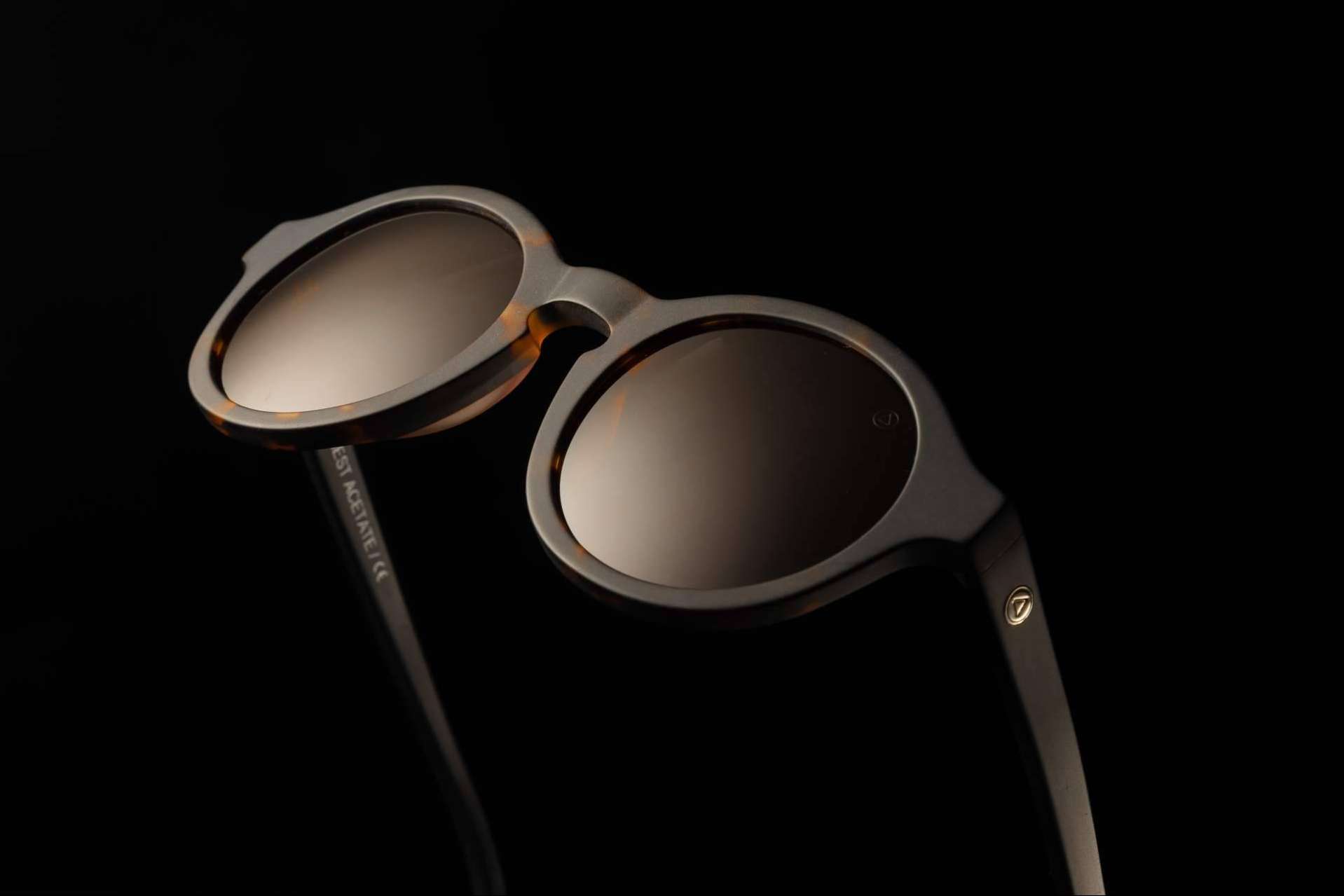 Uller se pone de moda en Europa y Estados Unidos en el segmento de las gafas de sol premium