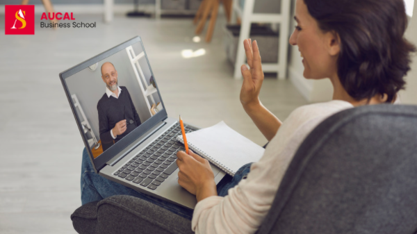 Ventajas de estudiar títulos profesionales españoles y en modalidad online