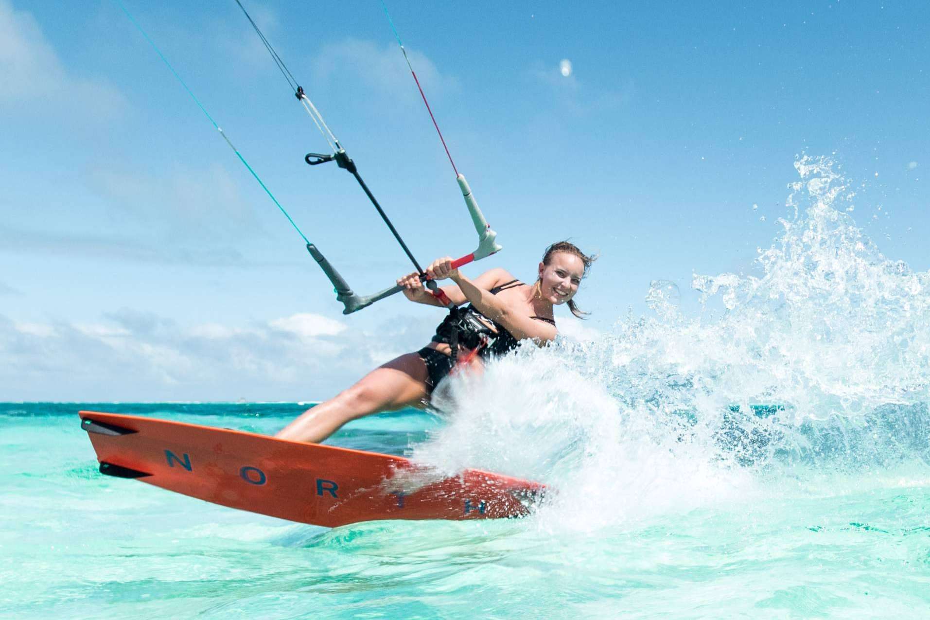 La práctica del kitesurf, accesible para todos los públicos de la mano de Pura Vida Mallorca