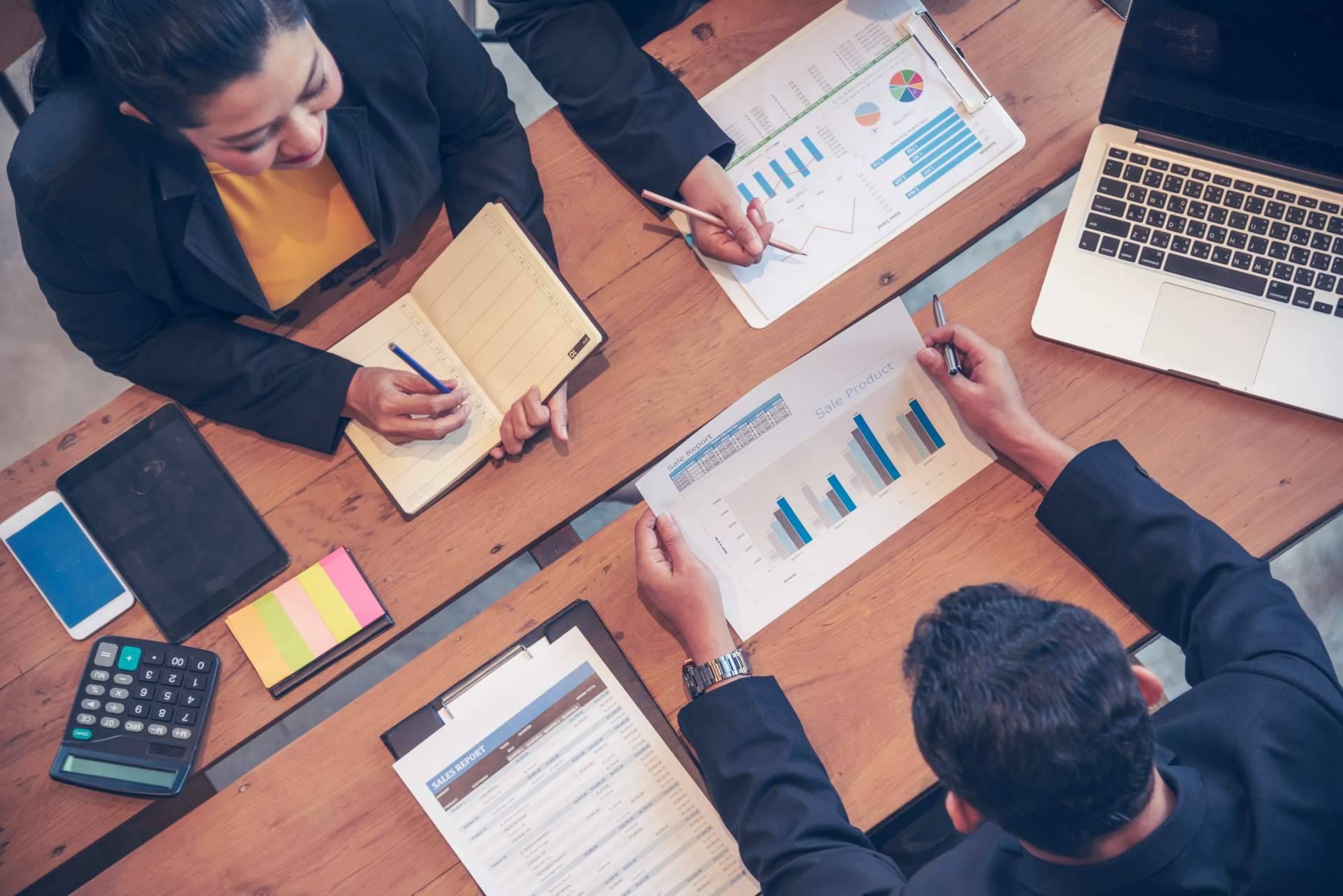 ¿Por qué es importante contar con profesionales para impulsar la estrategia de marketing de un negocio?, por Futura Brands