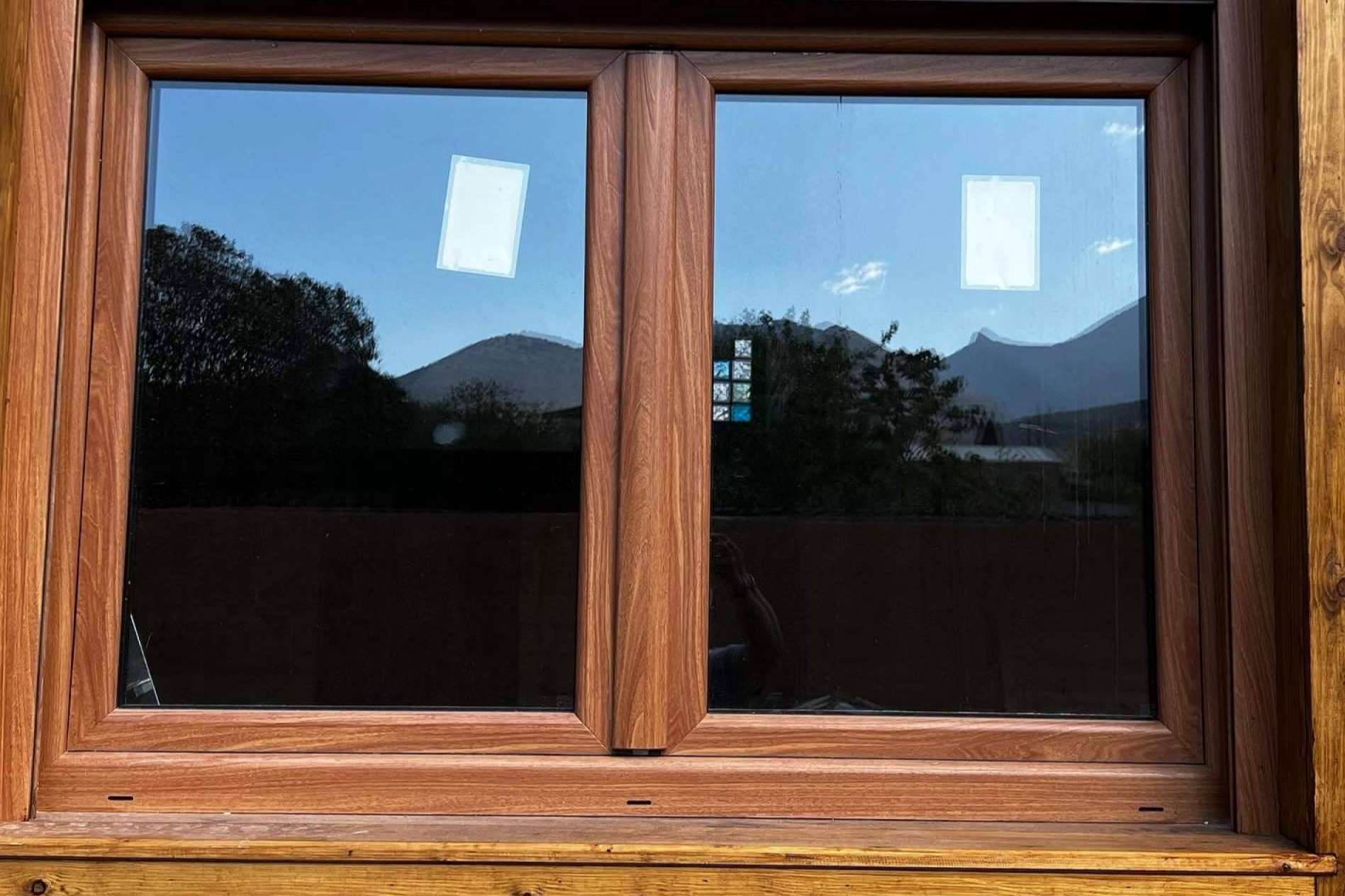 Ventanas del Mader dispone de elementos con PVC para un mejor aislamiento térmico y acústico en las viviendas