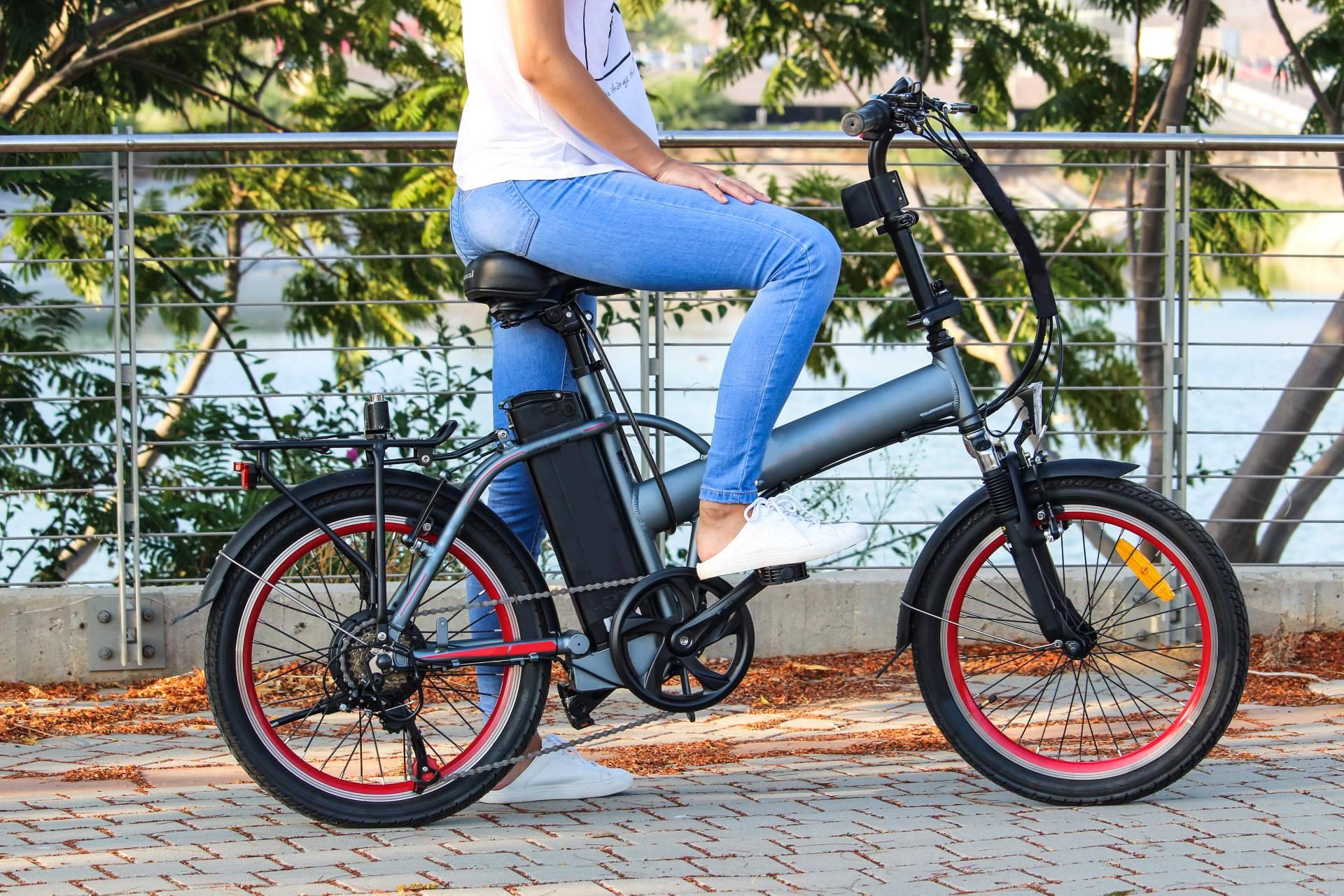 Una gran solución al precio de la gasolina pueden ser las bicicletas eléctricas