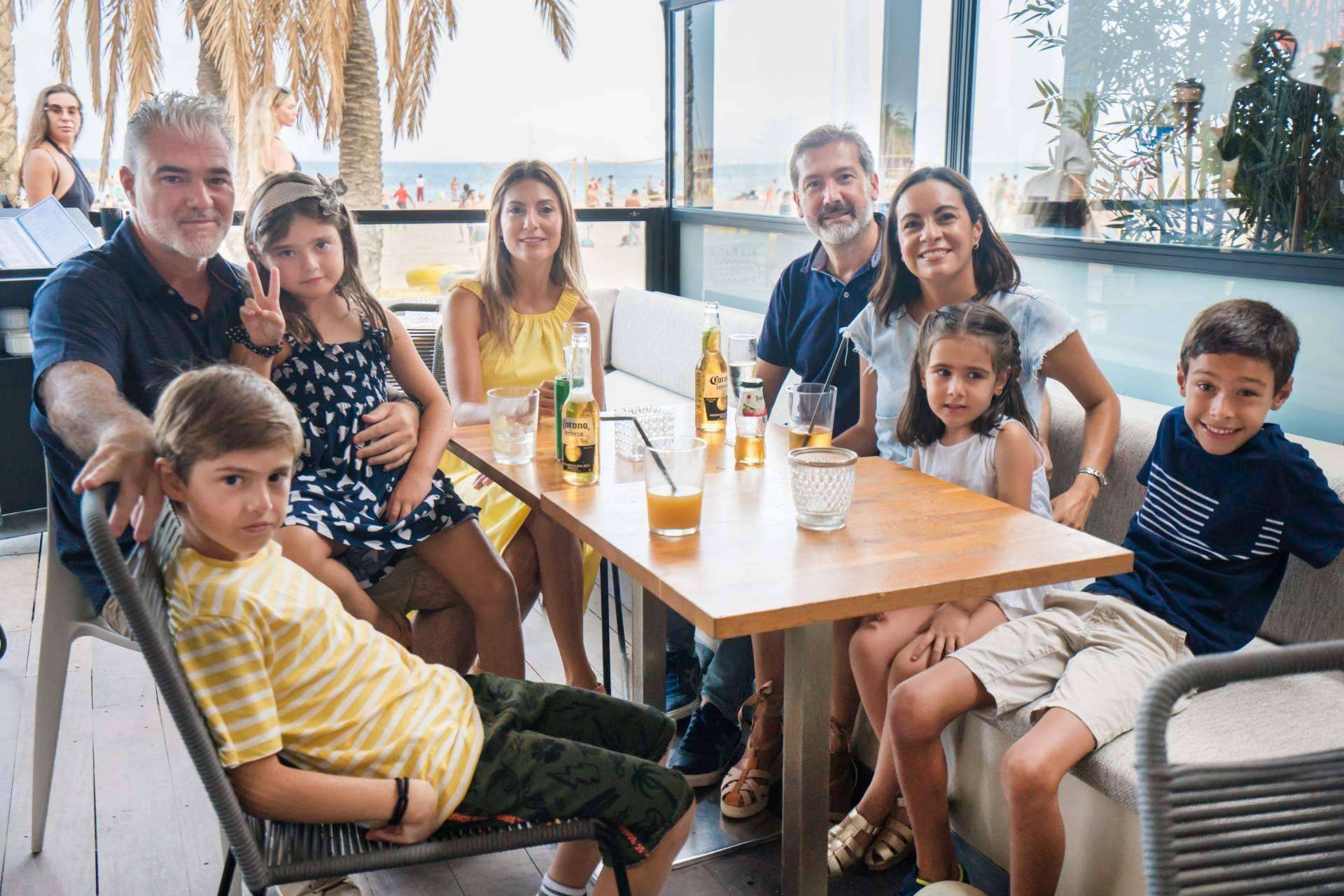 Ice Bar Barcelona ofrece experiencias únicas y divertidas para toda la familia