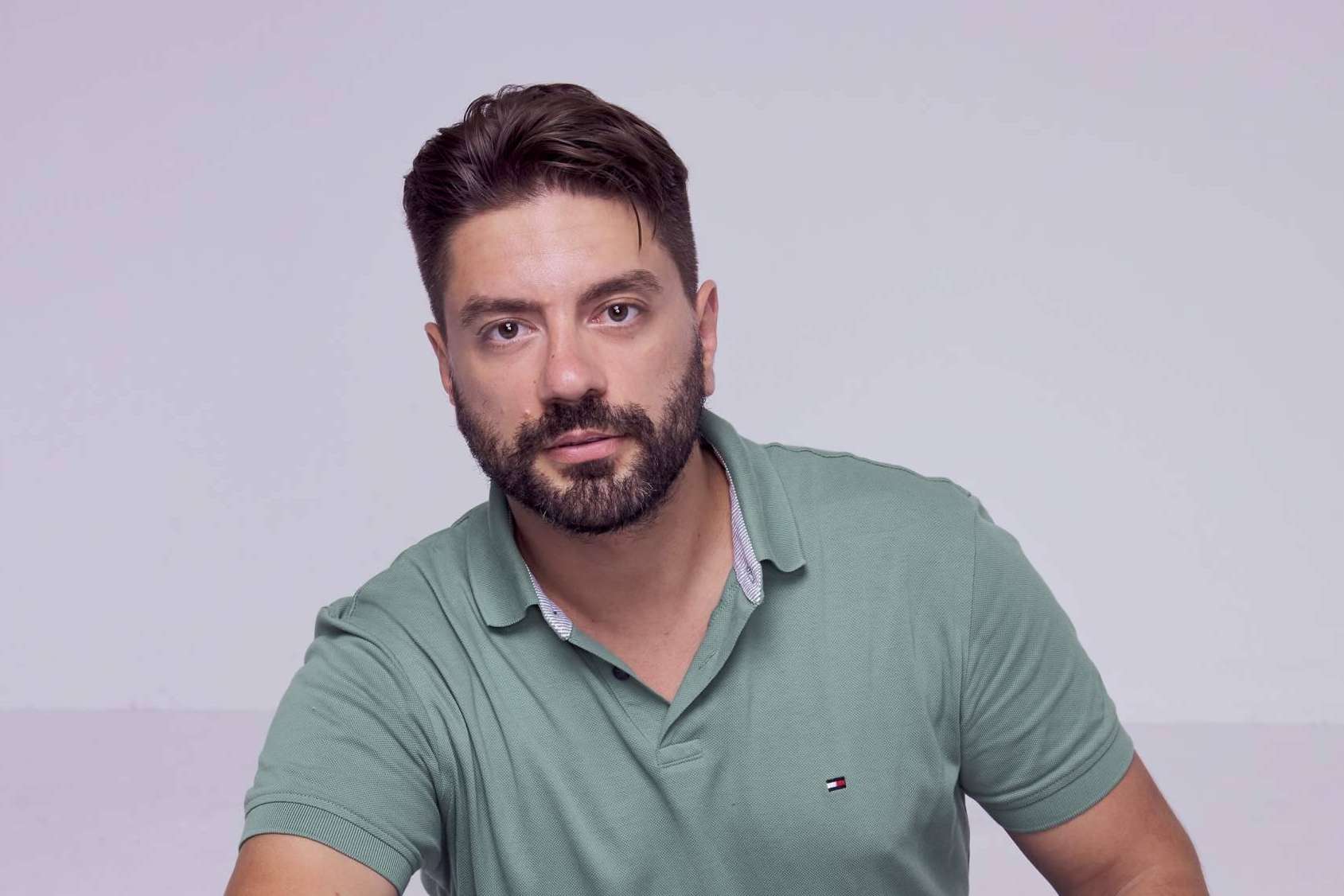 Conectar a los profesionales del sector deportivo con la plataforma Completa tu Club