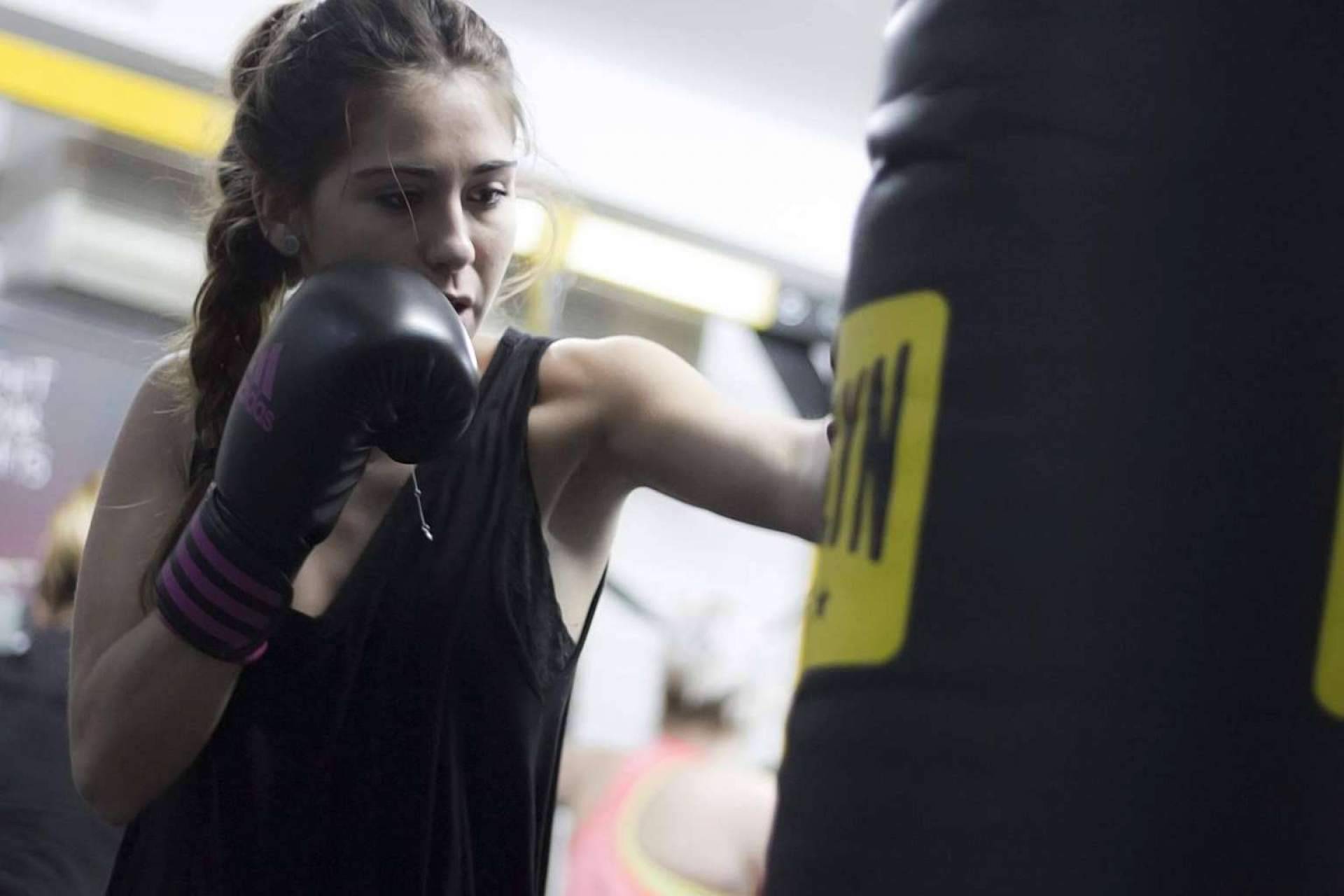 Sesiones cortas, completas y efectivas, con el método de Brooklyn Fitboxing Málaga