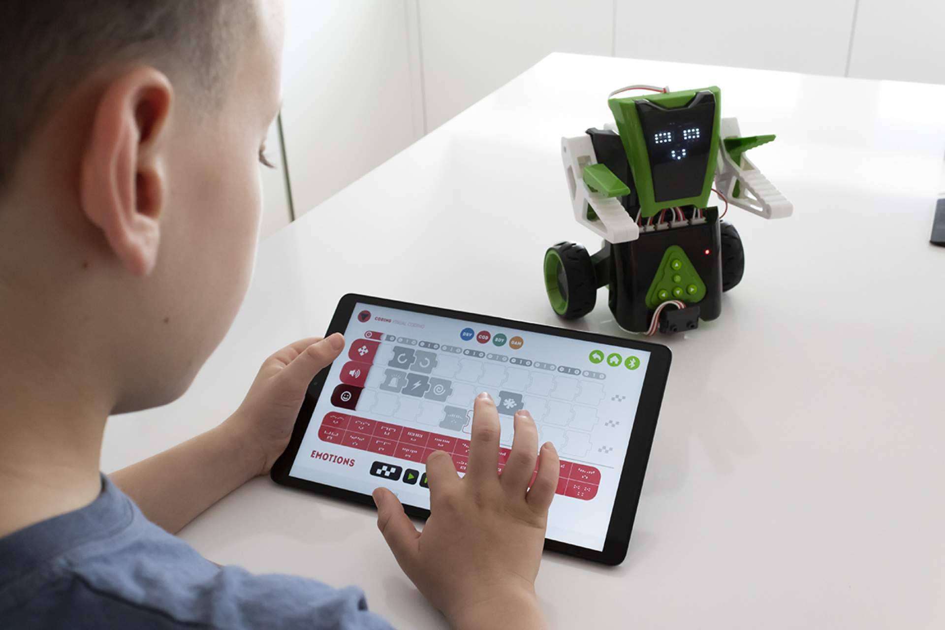 Los robots de juguete para niños de Xtrem Bots