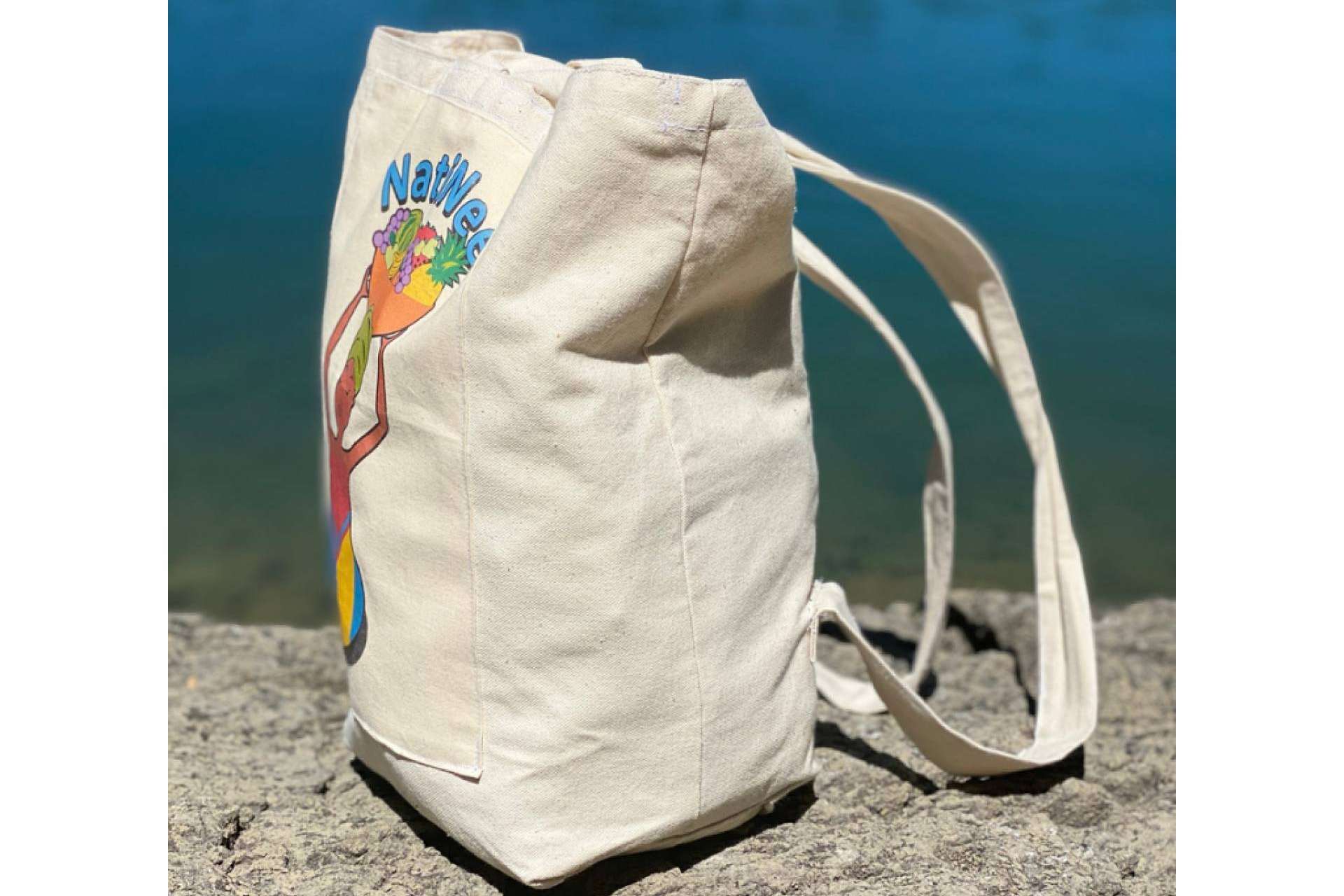 Viajar con la bolsa mochila Safiri de Natinee Bags