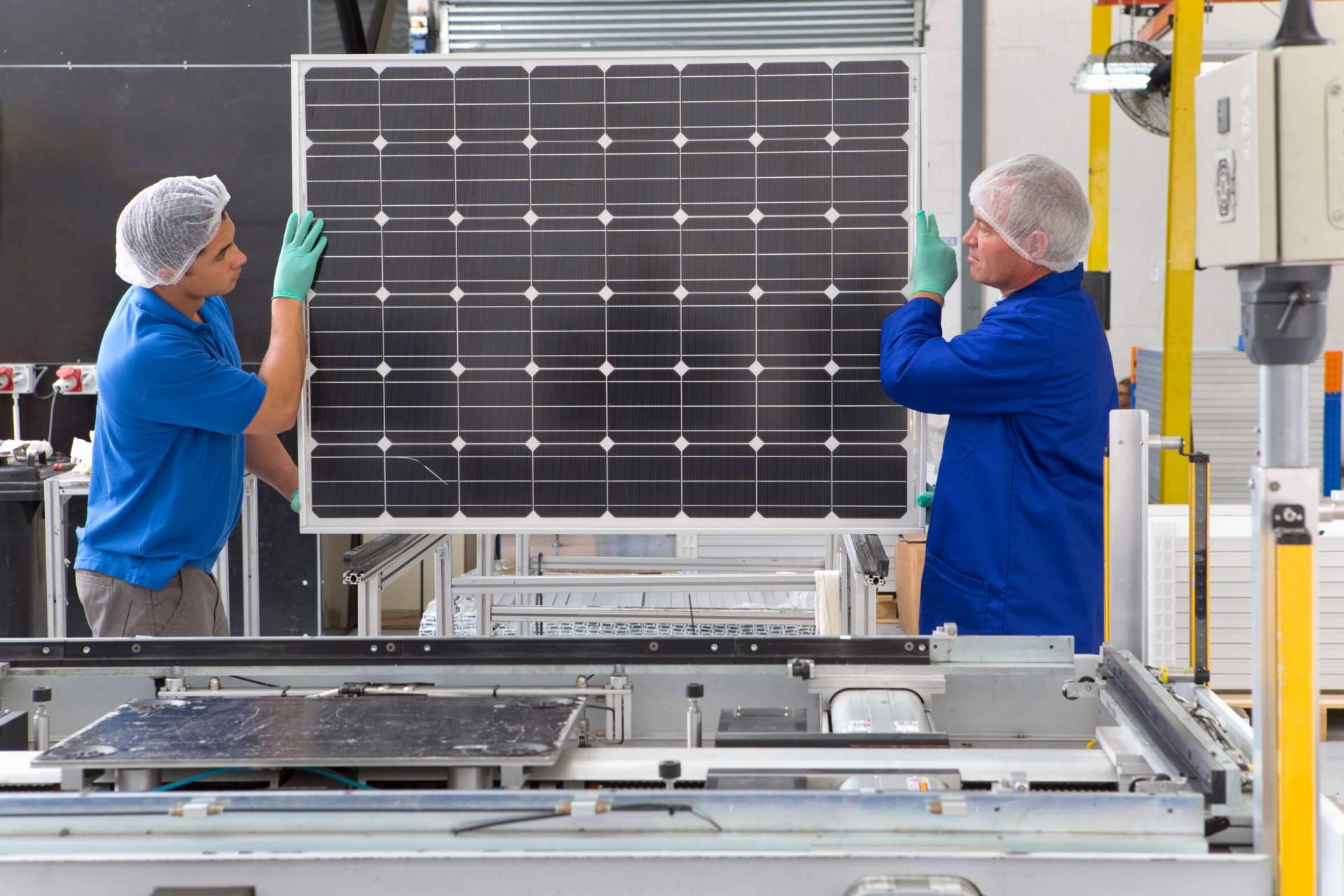 Cómo saber si un panel solar es de buena calidad, de la mano de Soof