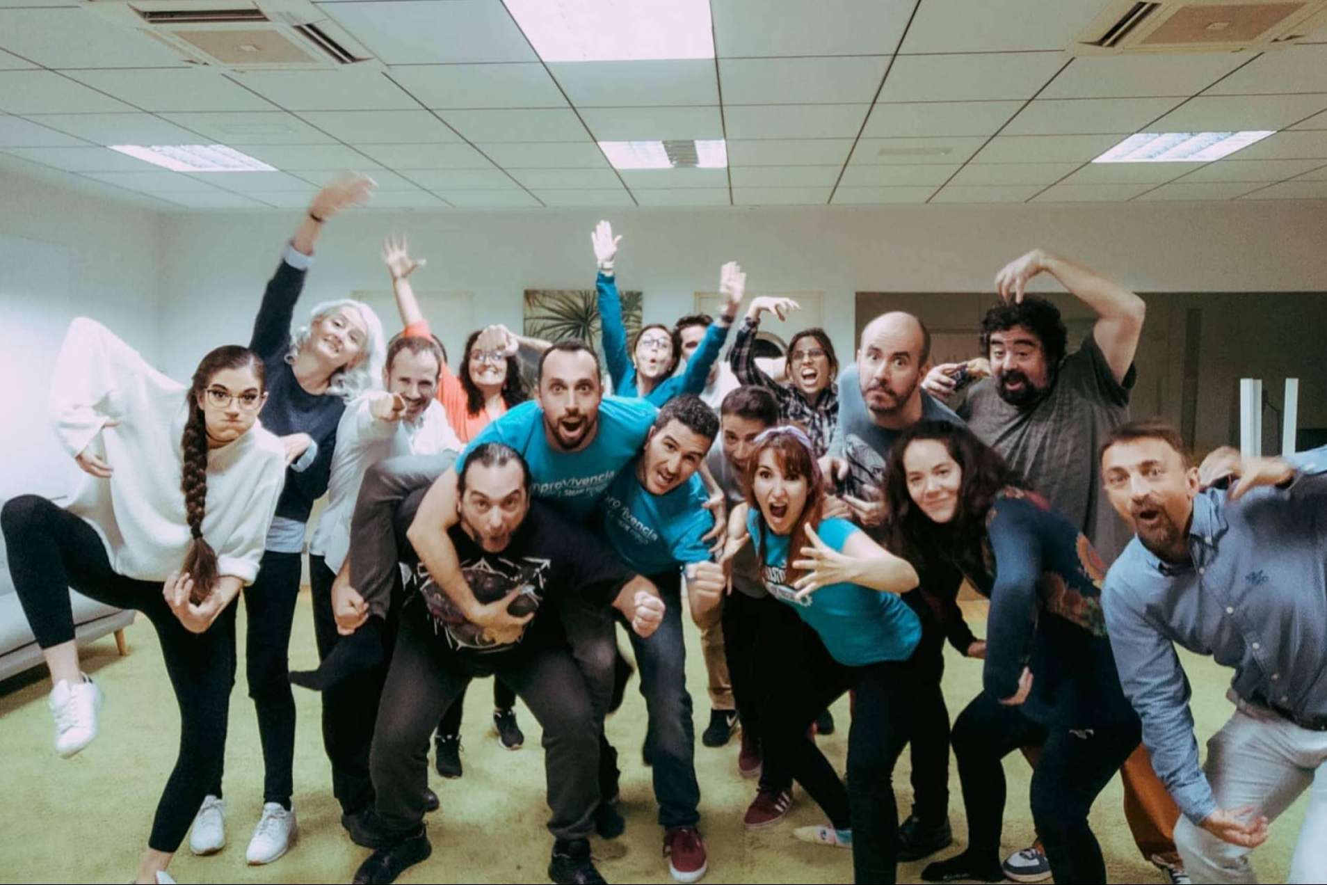 Los cursos de ImproVivencia para aprender improvisación teatral