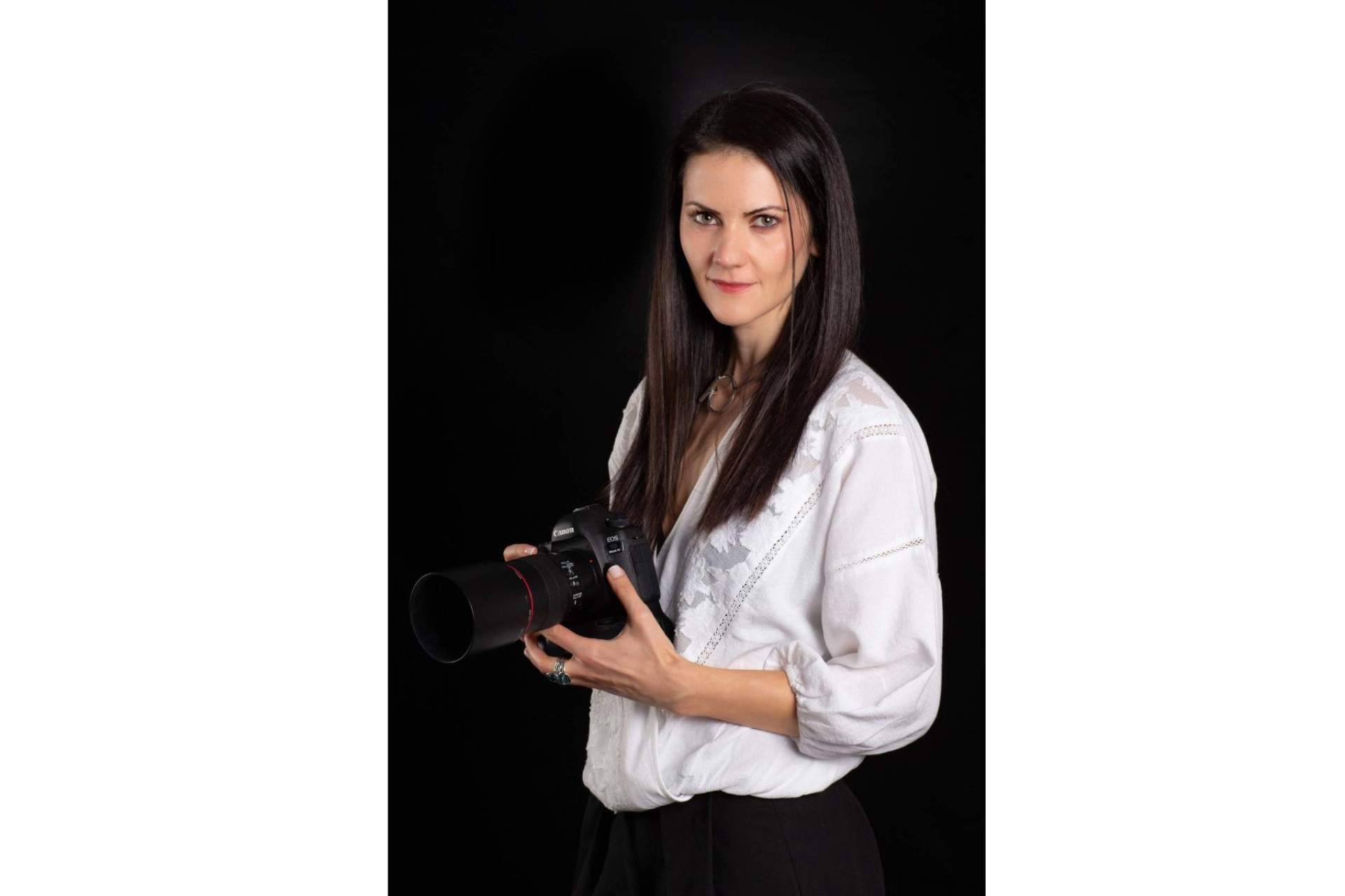 Nicoleta Lupu Agency y los motivos para contratar a un fotógrafo profesional para encontrar pareja