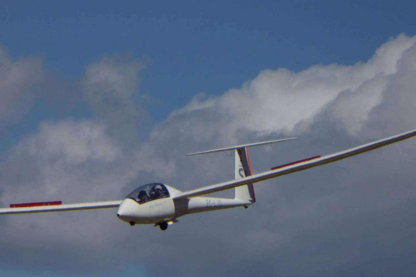 Las nuevas tecnologías aplicadas a la aventura de volar sin motor, de la mano de Deporte Aventura