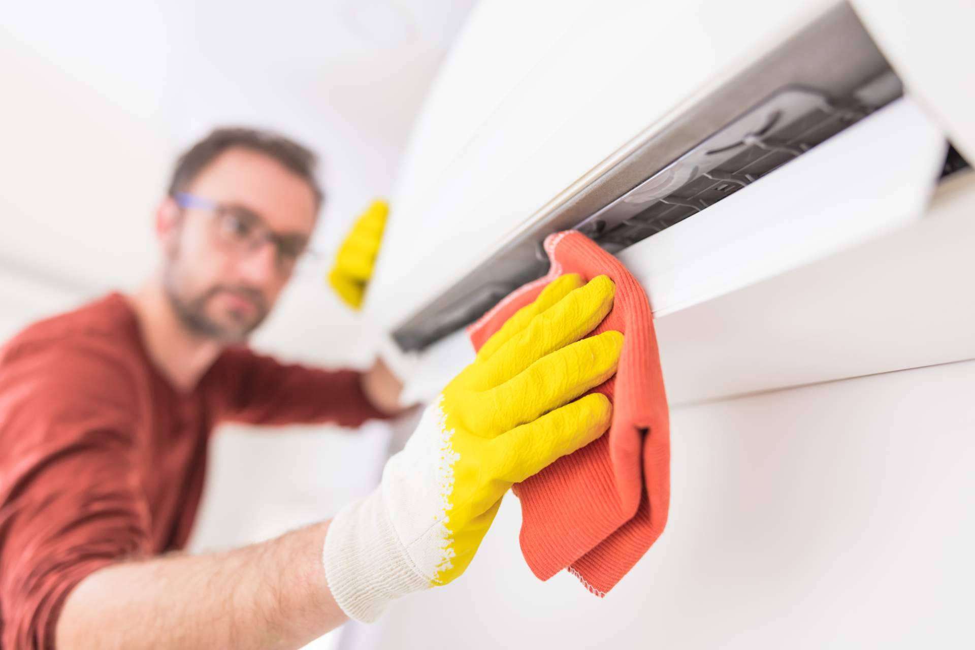 ¿Cuáles son los productos de limpieza y material desechable sanitario más demandados para el 2023?