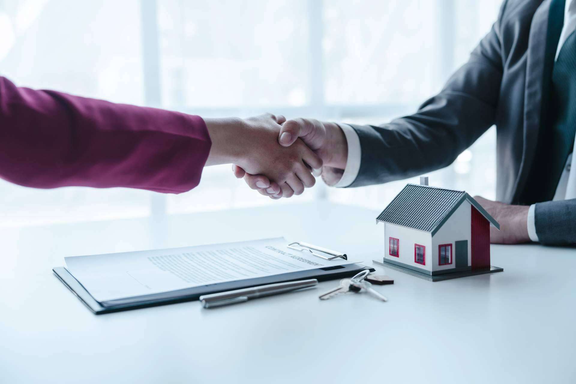 Por qué es importante contratar a un agente de compradores