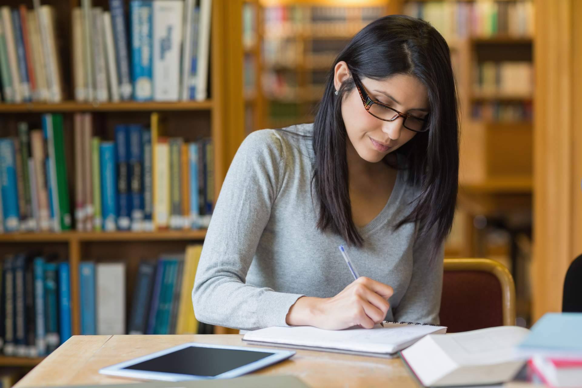 Miles de plazas y preparación asequible, por qué es el mejor momento para opositar