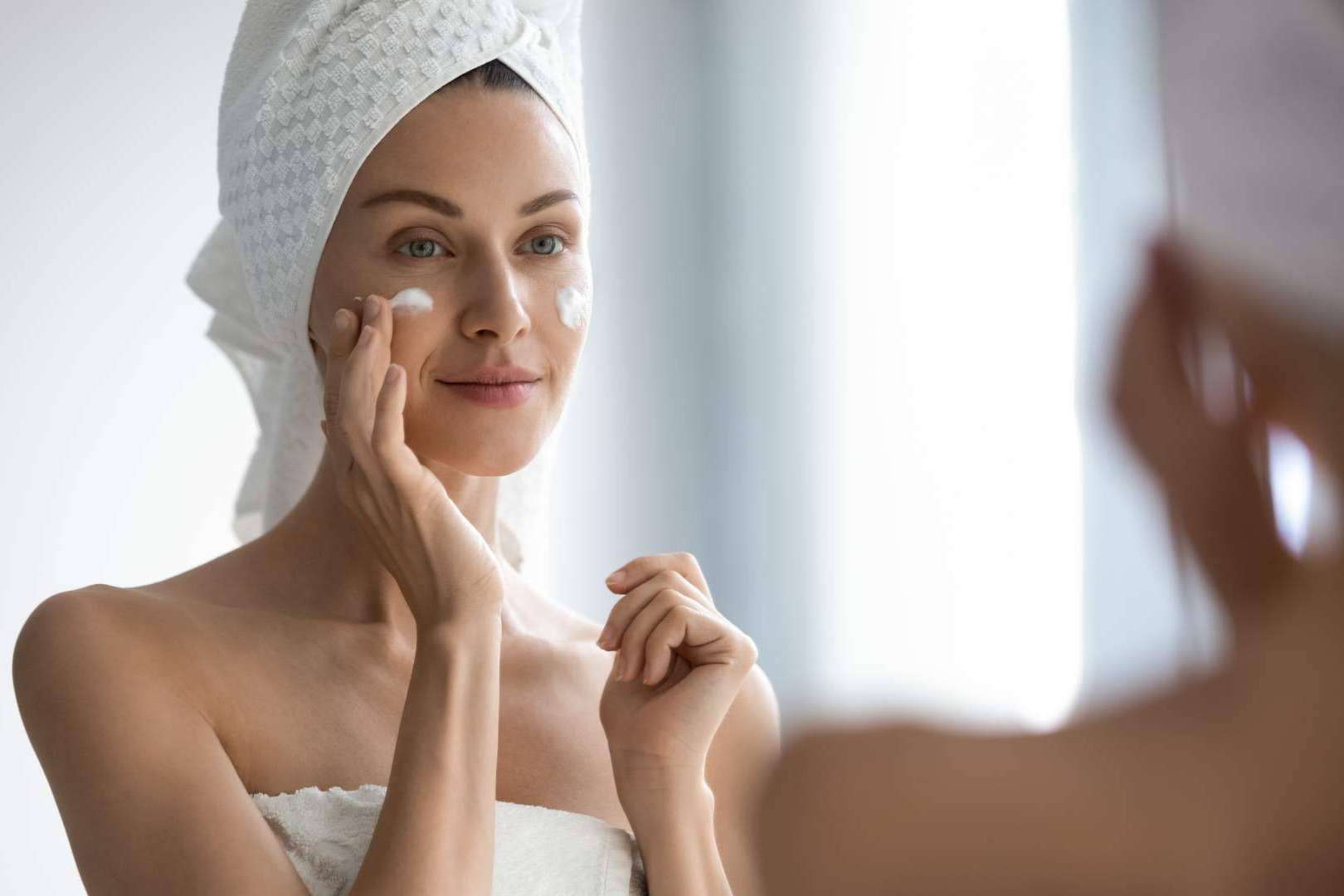 La Para-Farmacia del Puerto comercializa un amplio catálogo de marcas de cosmética