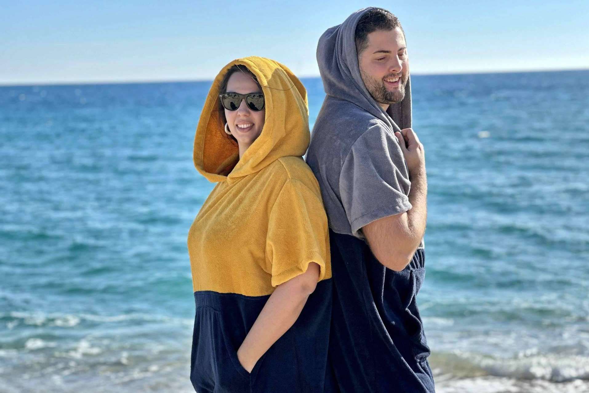 Grupo Rotex ofrece ponchos de surf personalizados