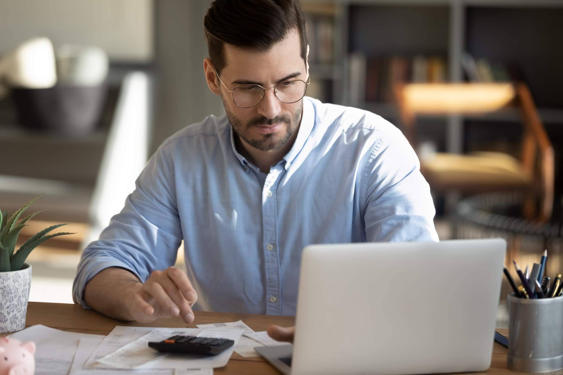 Constitución de empresas y otros servicios personalizados con QUICKSA
