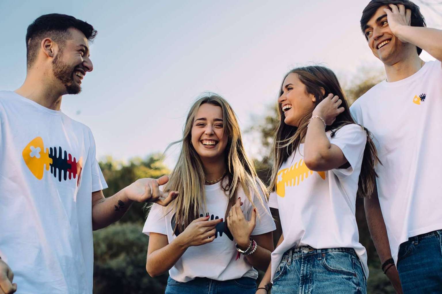 Maiwa, las sudaderas y camisetas que las chicas robarán a sus chicos