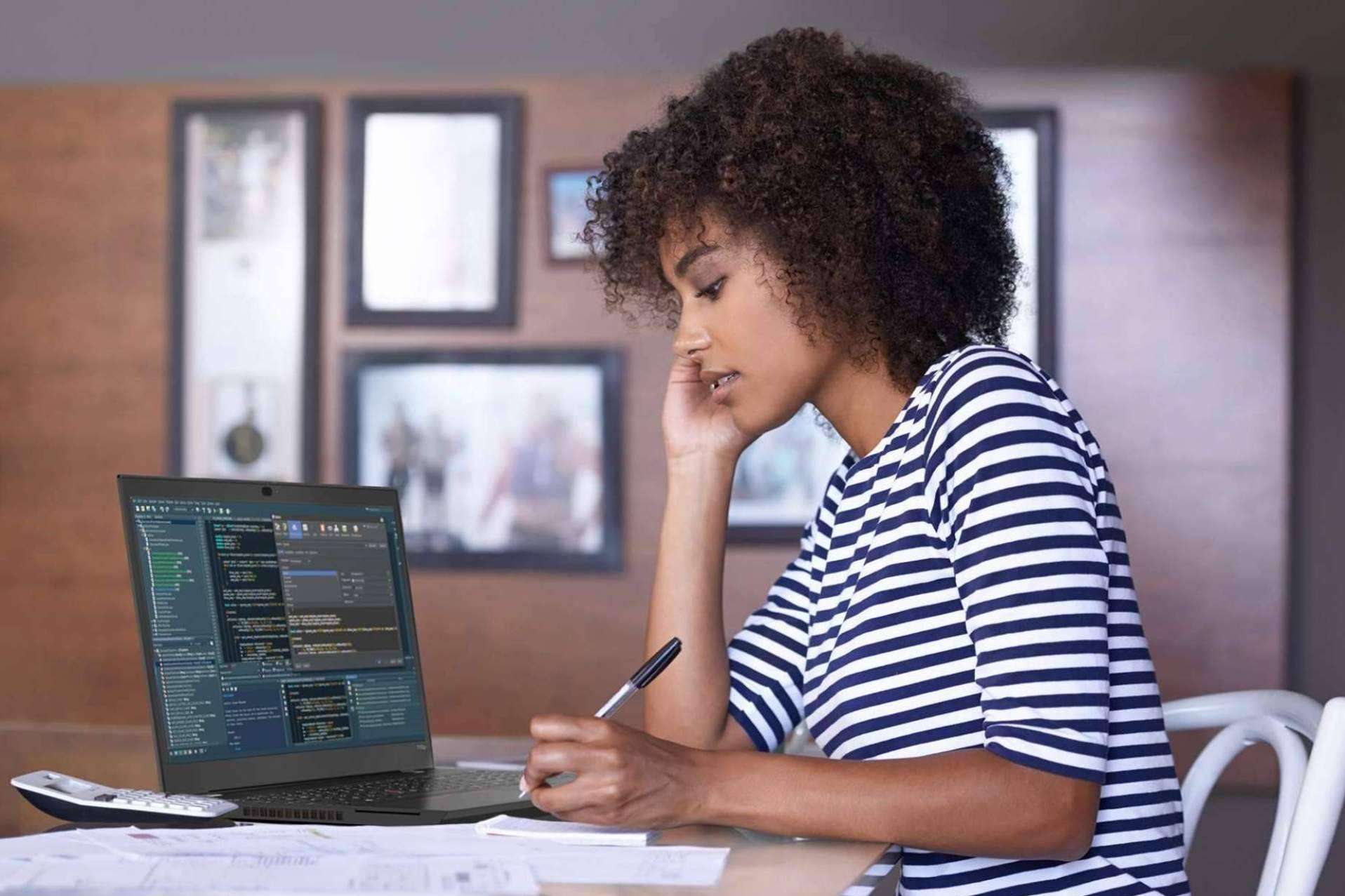 Los profesionales exigentes pueden descubrir las WorkStation Portátiles de LENOVO ThinkPad P y obtener un rendimiento superior en el trabajo diario