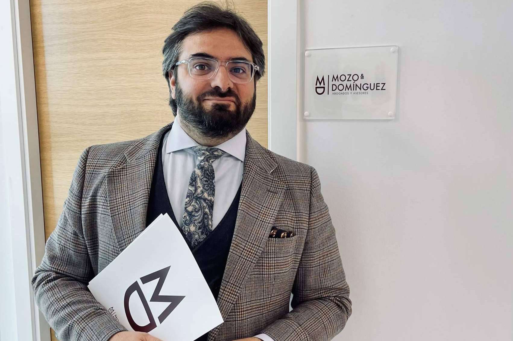 Álvaro Francisco Domínguez Martín ofrece servicio de desarrollo y estrategia de negocio