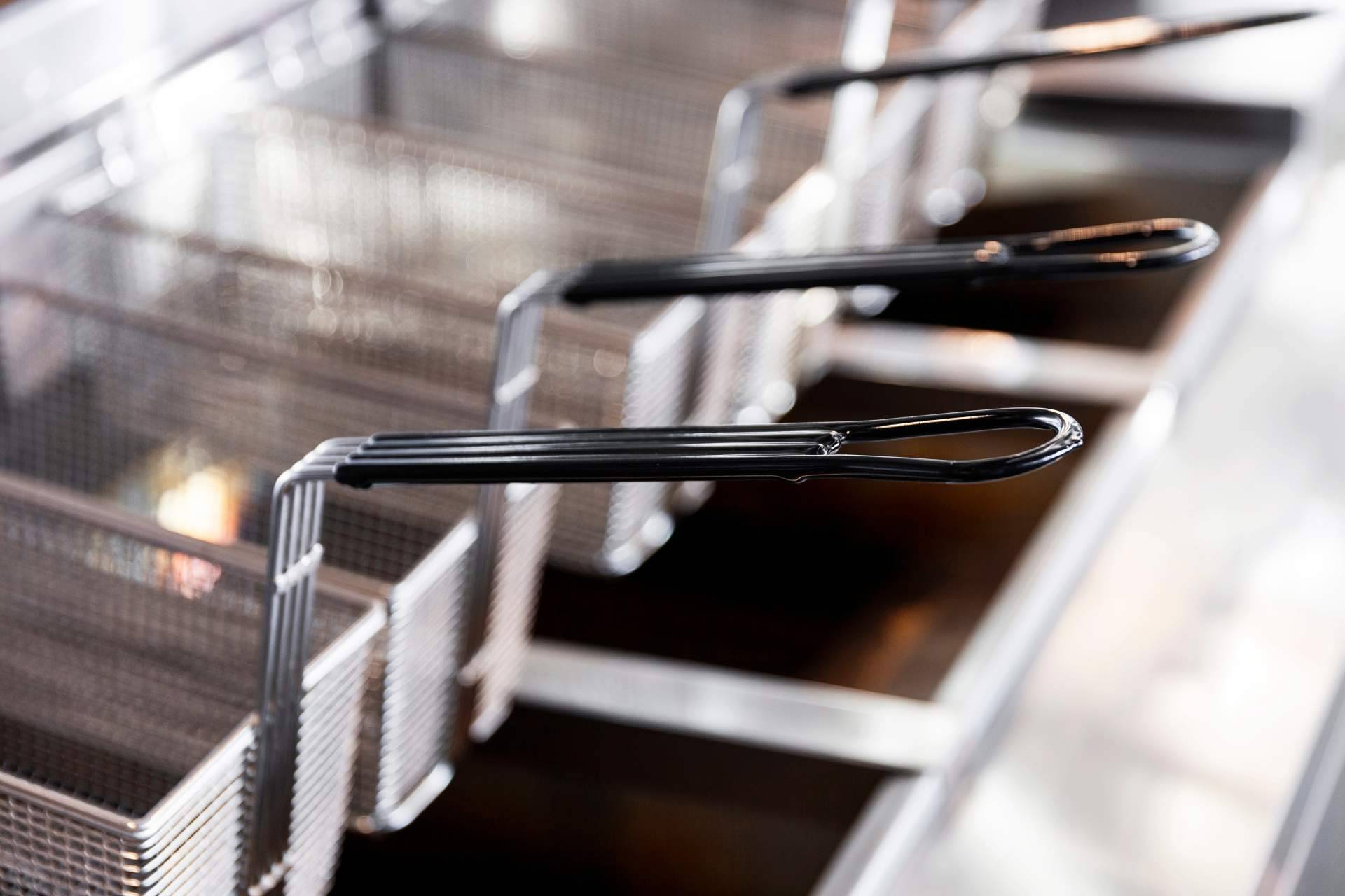 La guía de compra de freidoras industriales de Auxihostelería