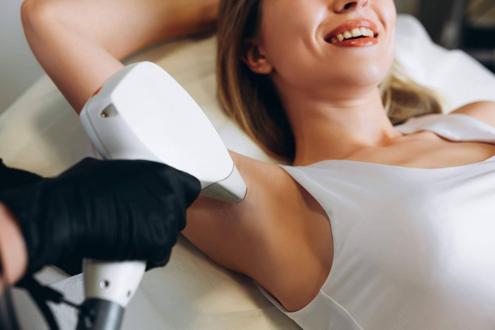 ¿Por qué elegir la depilación láser en cuerpo completo de 360Clinics?