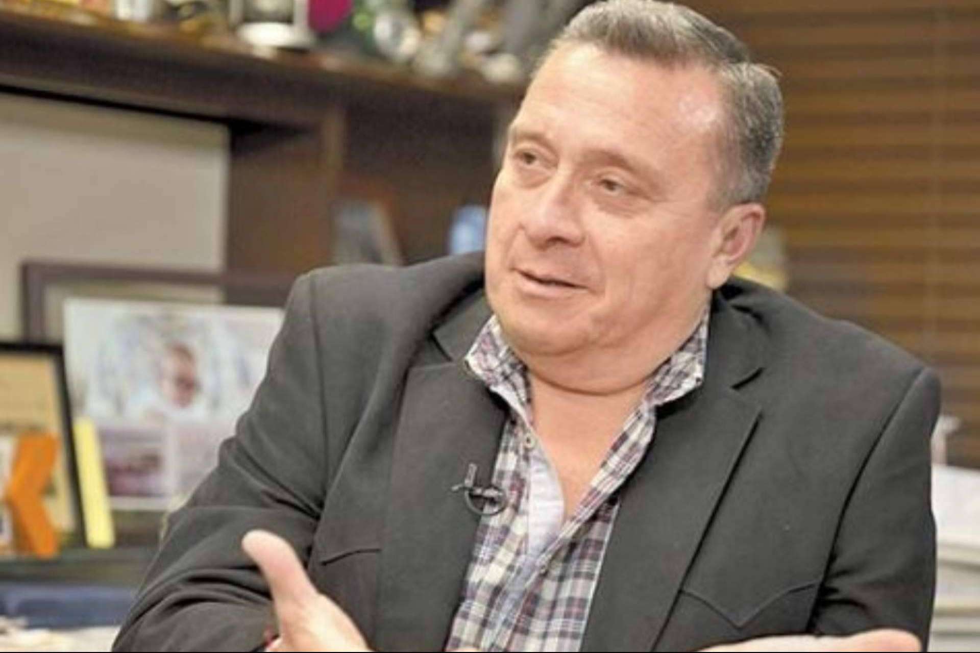 Descubrir la vida de Nicolás Mollinedo Bastar
