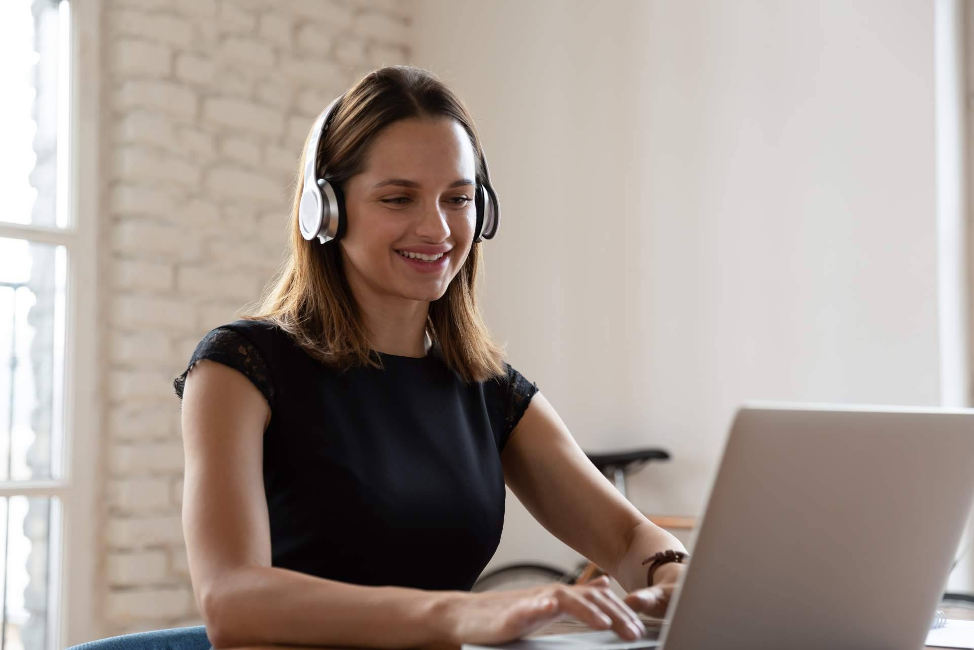 Las ventajas de contar con un asistente virtual en una empresa, por SVAE