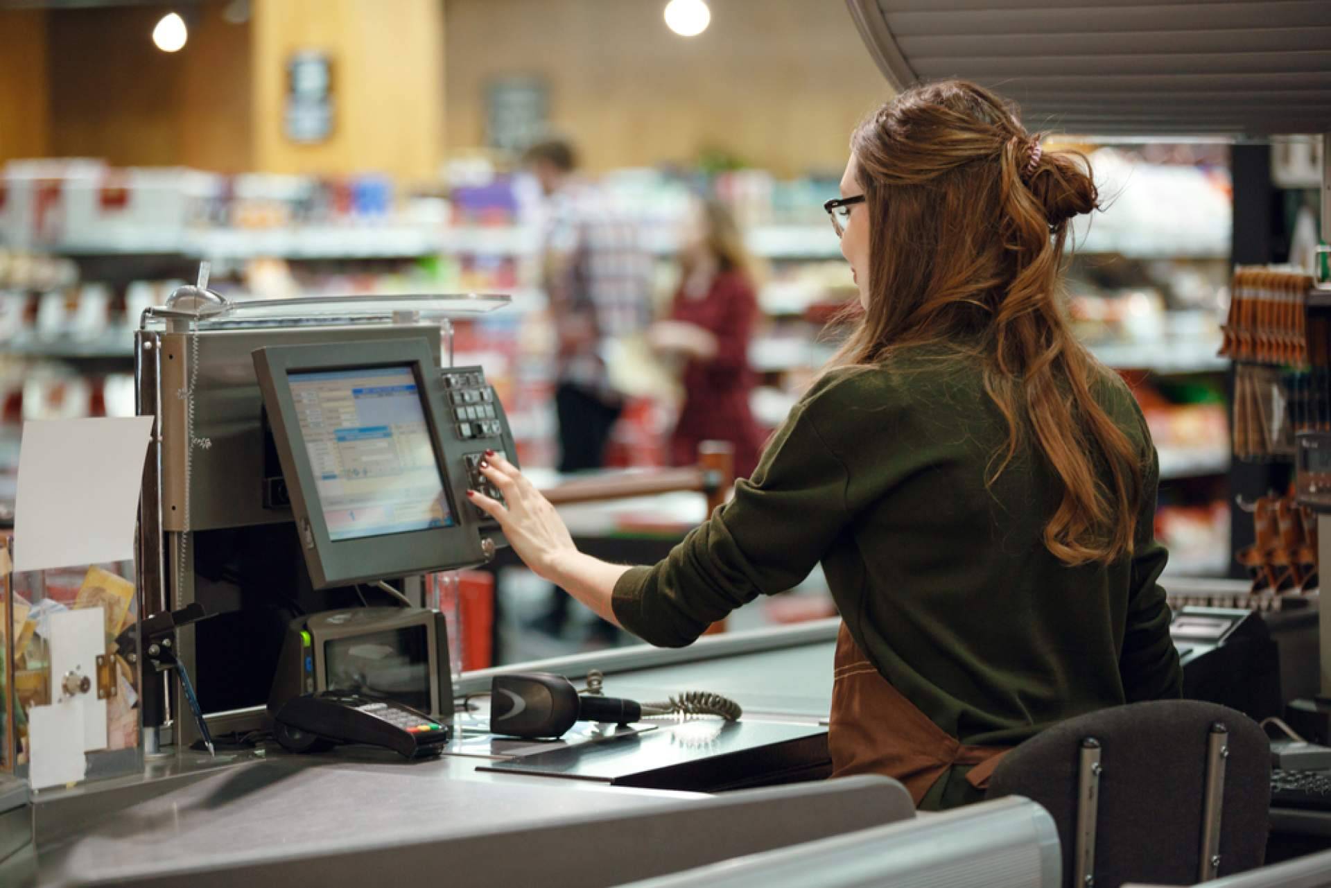 El uso de inteligencia artificial dentro del mundo de gran consumo. ¿La gente está lista para el futuro?