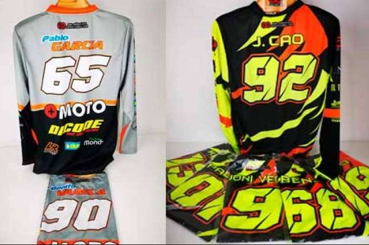ADHESIVOSEMBARRADOS y su catálogo de camisetas off road
