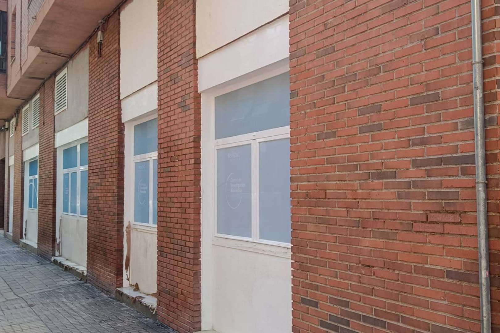 Limpieza con vapor a alta presión, la técnica innovadora de la firma Galvan Lacados para comunidades y edificios de viviendas