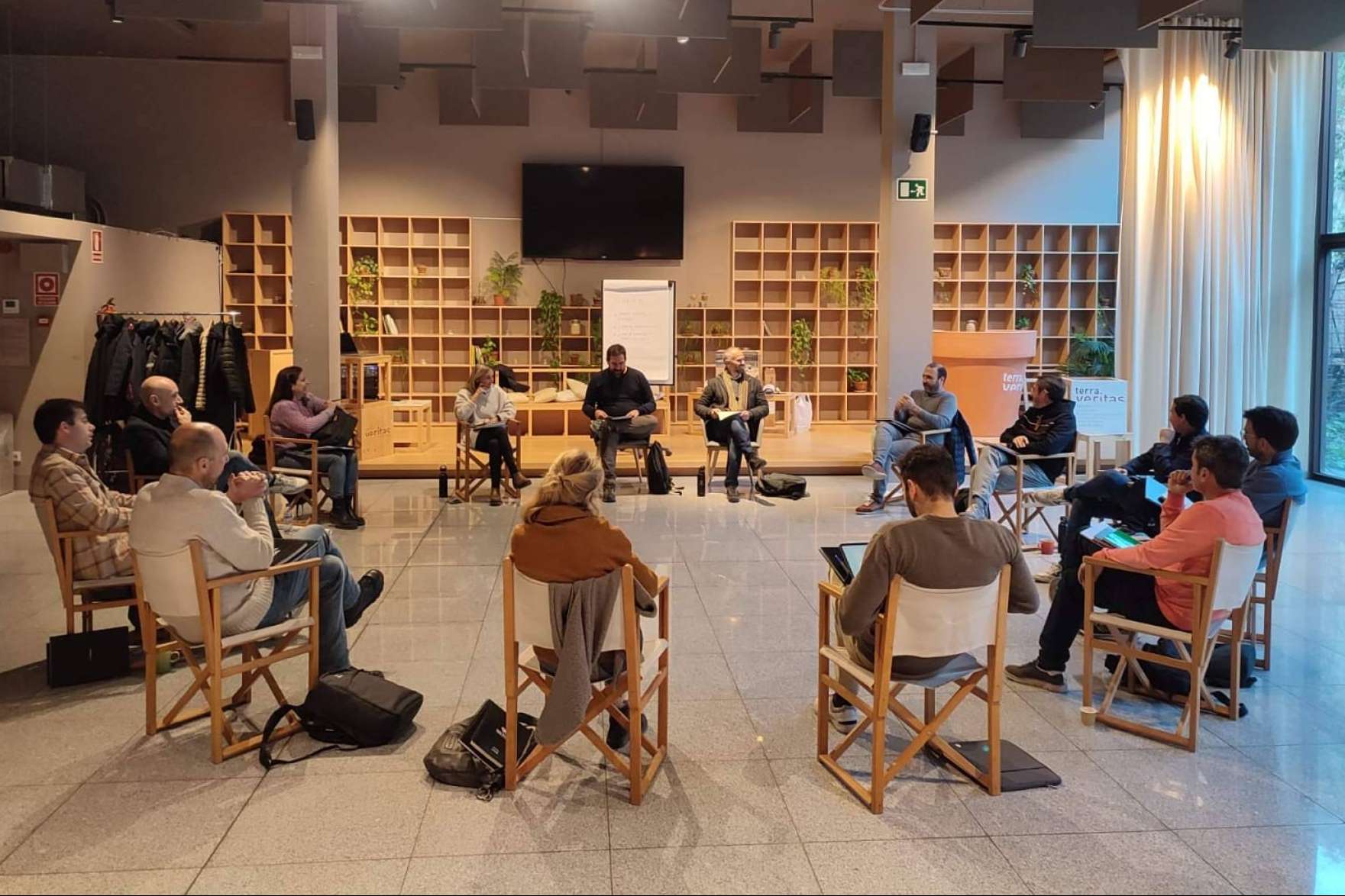 La importancia del acompañamiento entre pares en el ámbito empresarial
