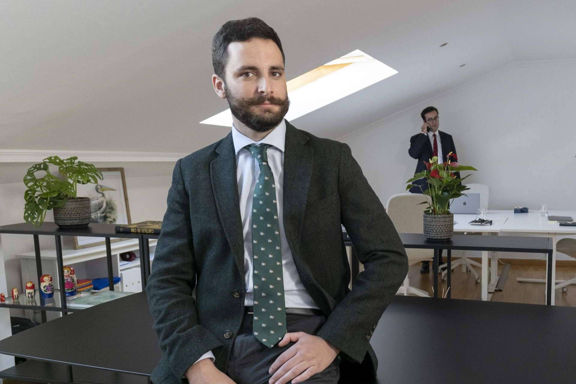 Magnauz, el despacho de abogados especializado en derecho público y litigación