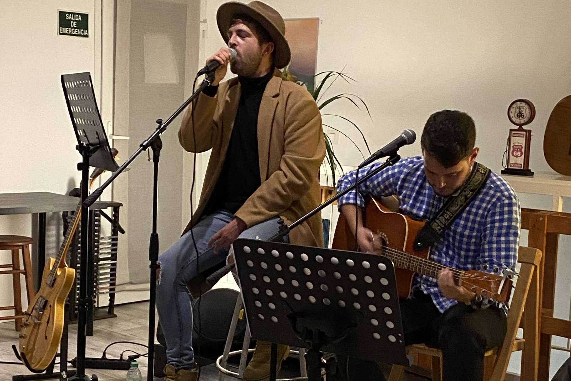 Una experiencia gastronómica única. ¿Cuáles son las claves de contratar música en vivo para un restaurante?