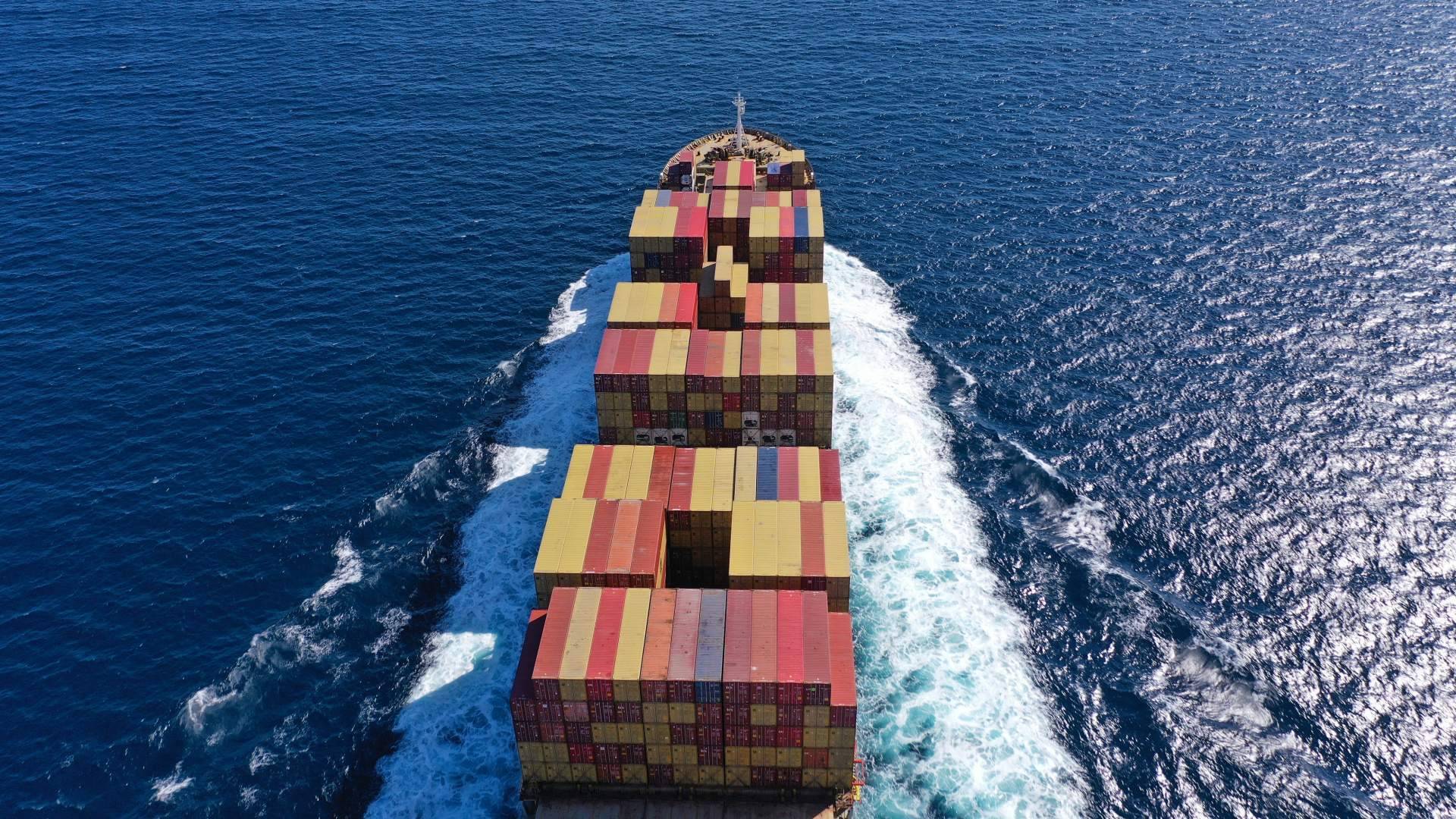 Acirfa Shipping International ofrece servicios marítimos y aéreos completos de calidad, transporte marítimo de contenedores
