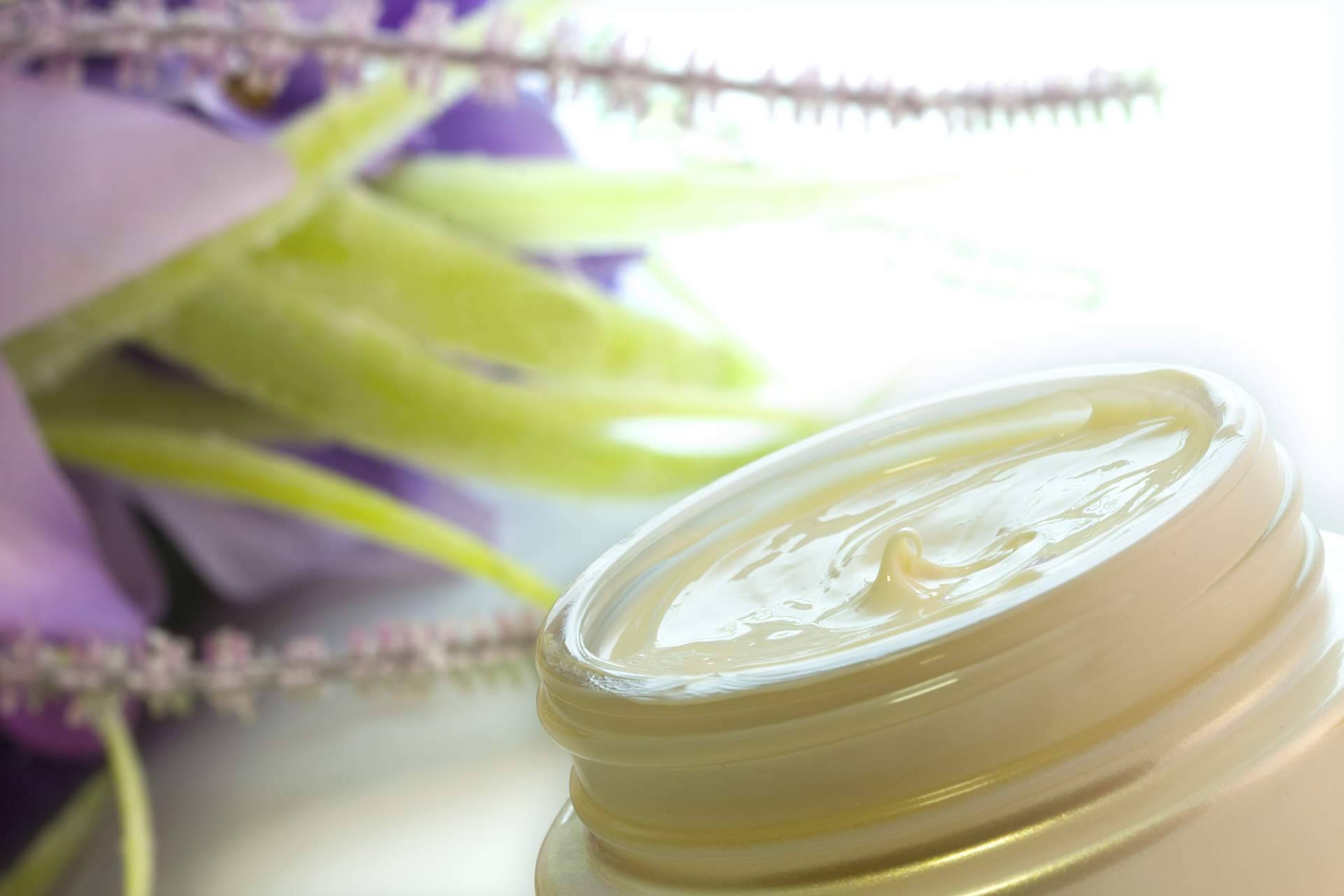 La amplia gama de cosméticos naturales de HerbaClock