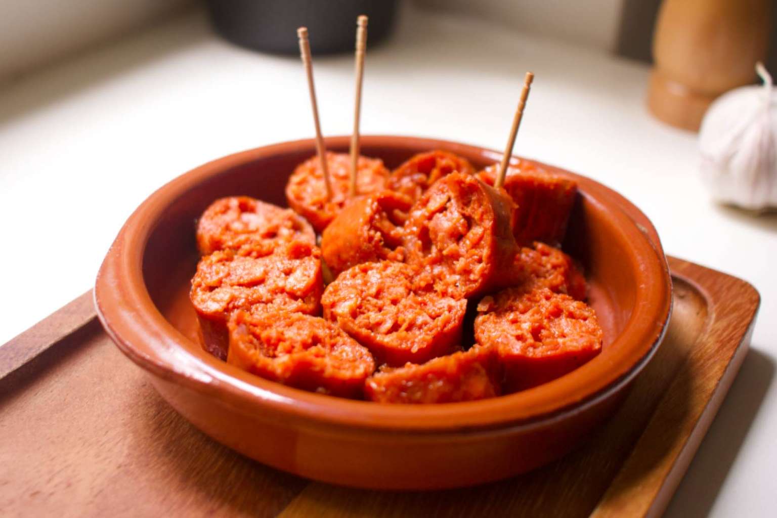 Chorizo y salchicha especiada (estilo butifarra) 100% vegetal de GrinGrin Foods