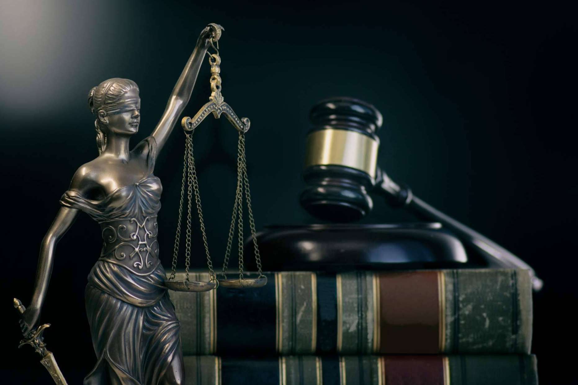 Detectives para abogados en España con la firma CTX Detectives