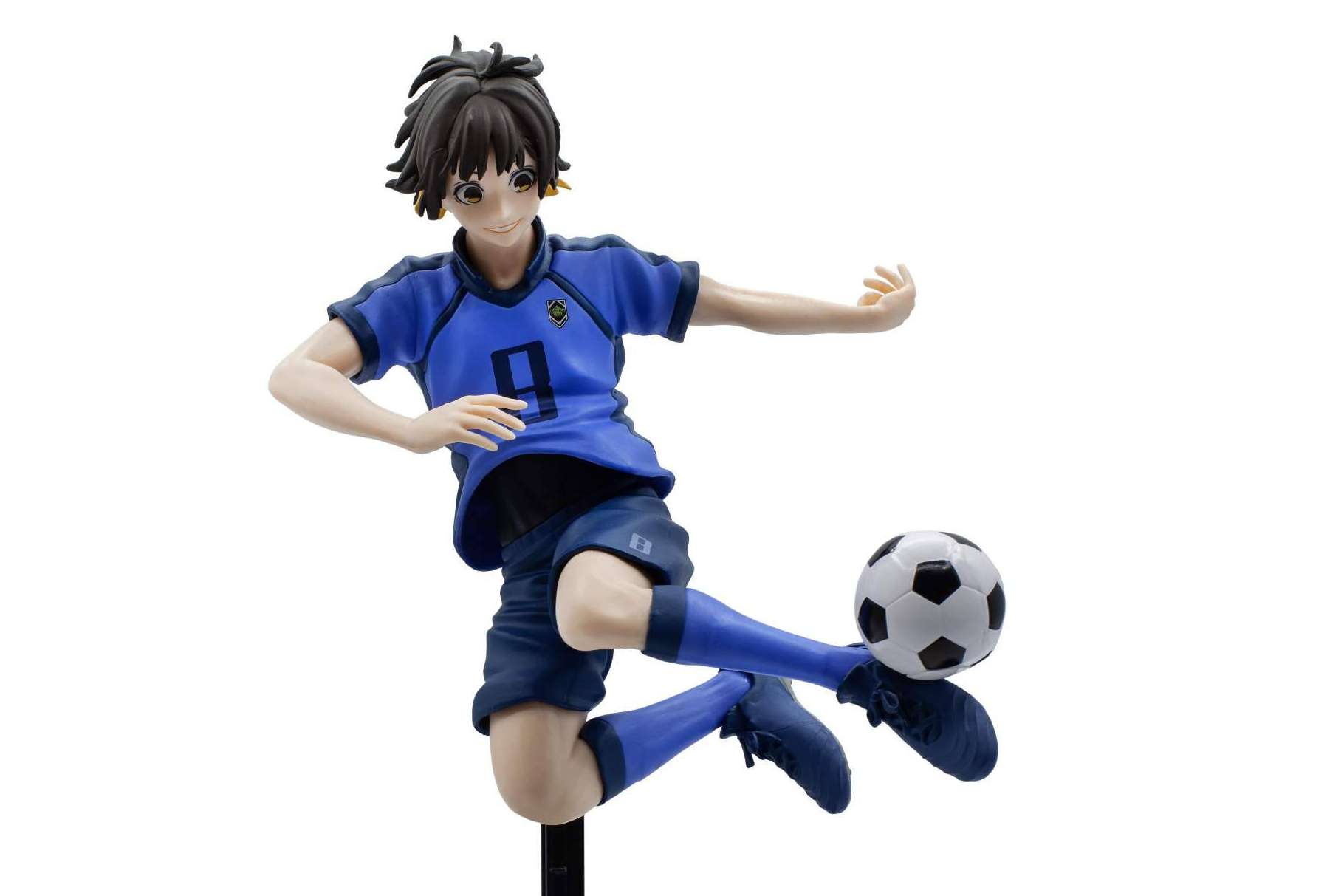 Una gran variedad de figuras de colección de anime disponible en Banpresto