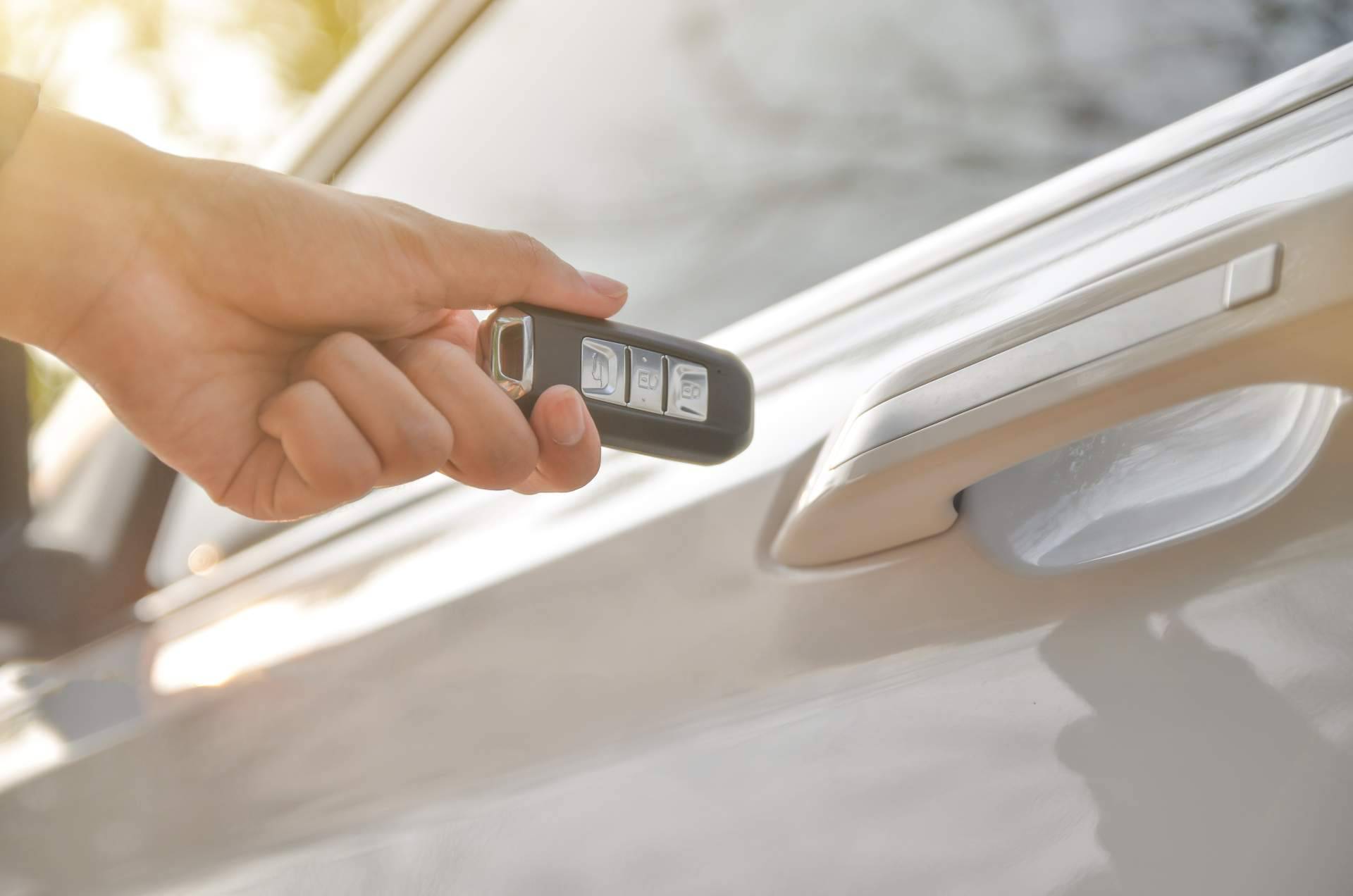 ¿En qué consisten las llaves inteligentes o smart keys y cuáles son sus diferentes aplicaciones?