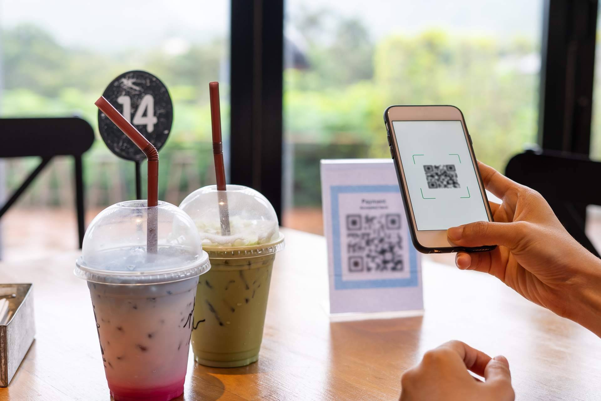 La revolución de las cartas QR profesiones llega de la mano de Menu.es