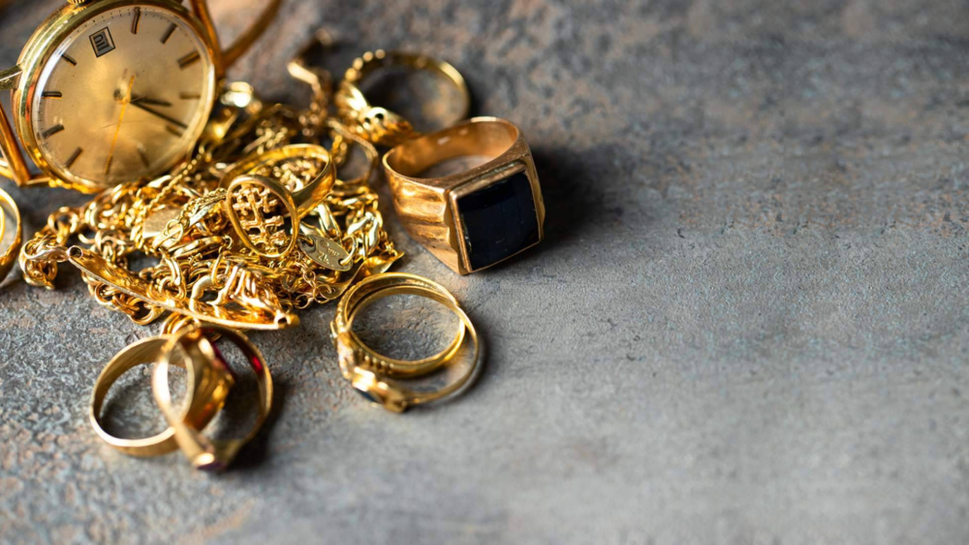 Compra y venta de oro, joyas y relojes Rolex de segunda mano en Rejoya, en Madrid