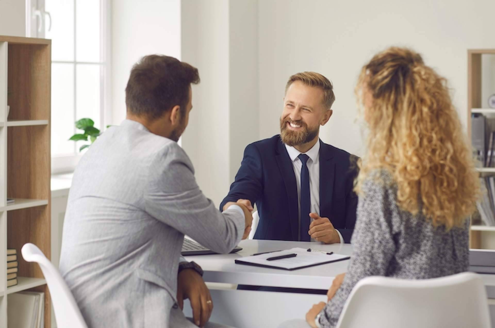 ¿En qué consiste disponer de un asesor inmobiliario?, con Pilar Domingo