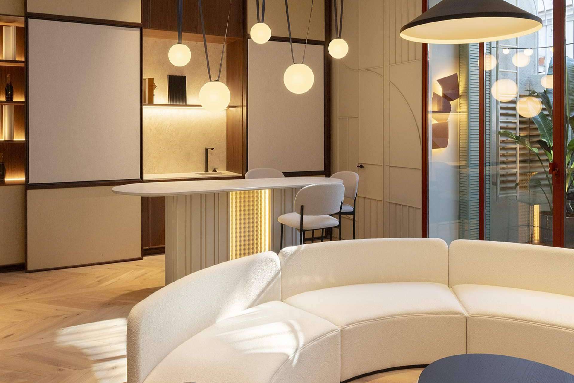 Orac Experience Center en Barcelona; Donde la tecnología, la innovación y la decoración se unen