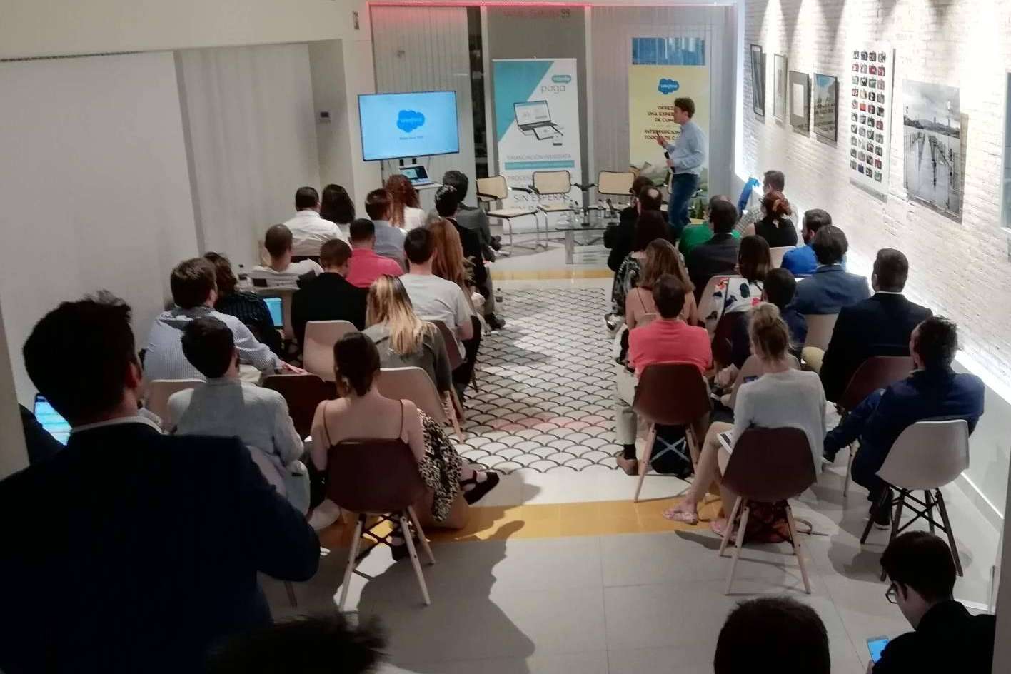 Celebrar eventos en las salas privadas de LBK99