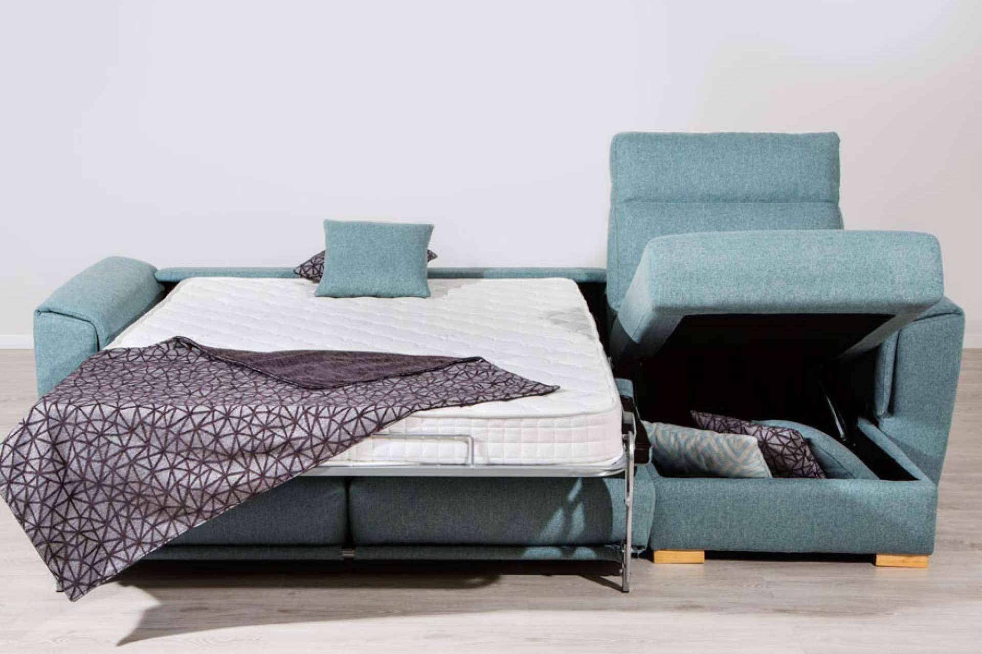 La comodidad y la funcionalidad en un solo mueble; sofás chaise longue convertibles en cama
