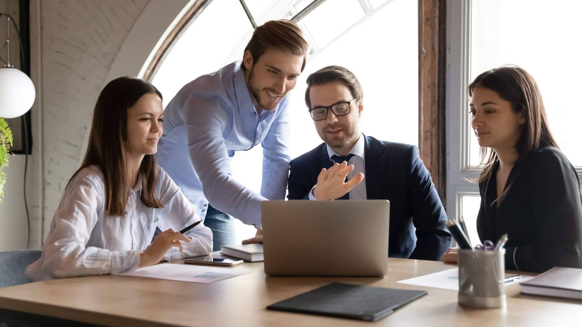 Becadvisor ayuda a encontrar oportunidades de prácticas en empresa de manera fácil y rápida