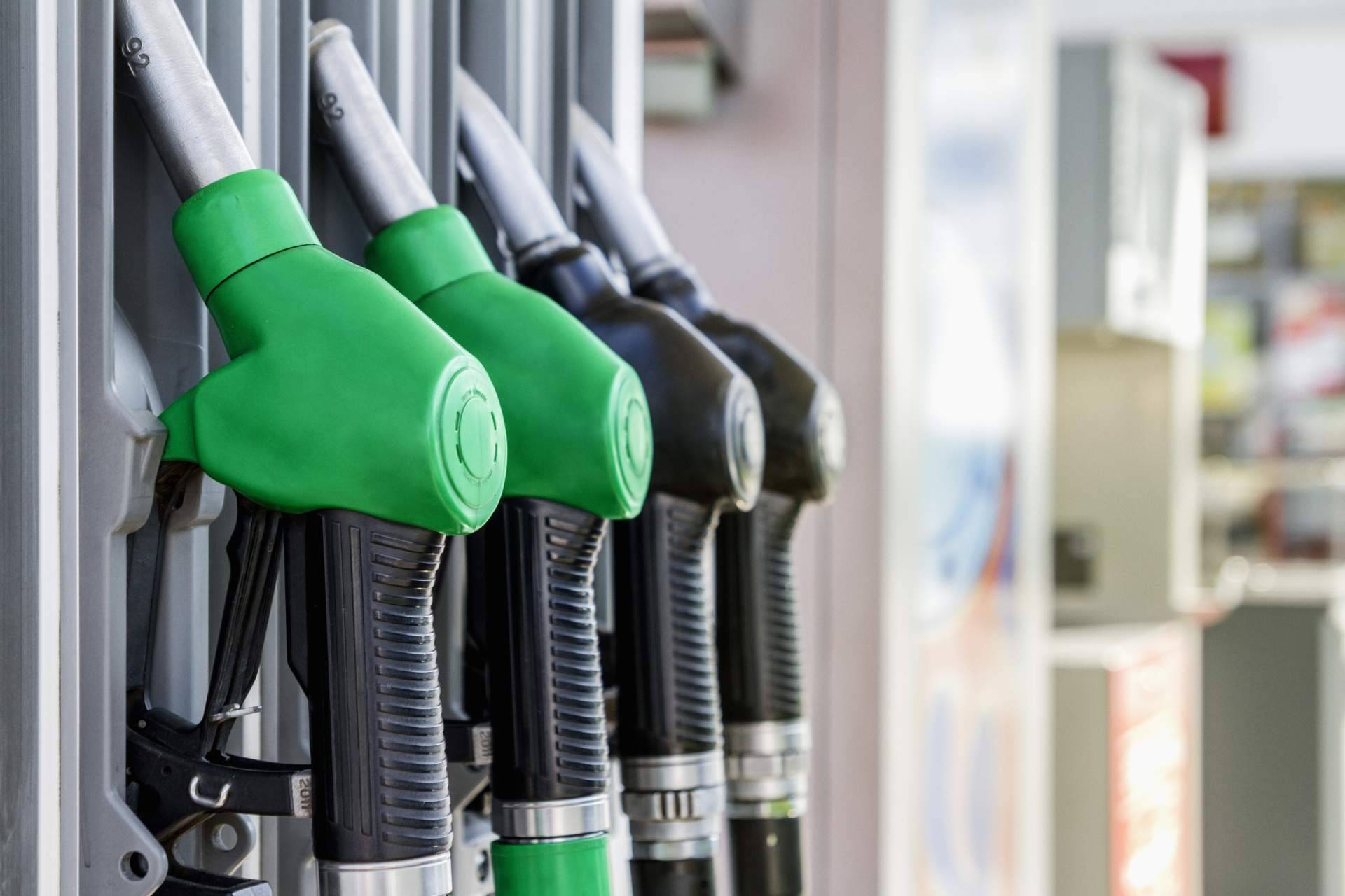 Enginer y sus consejos para ahorrar combustible en un coche