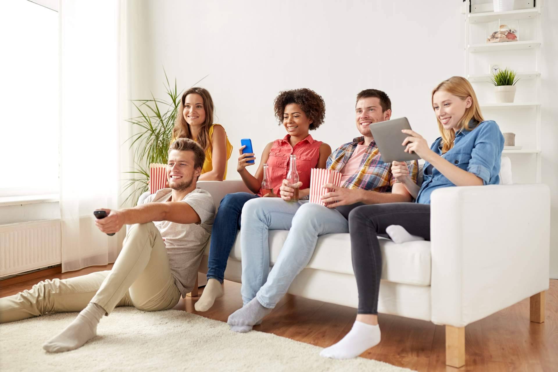 OROC pone a disposición esta gran oferta para el Black Friday; internet y móvil con regalo de televisión