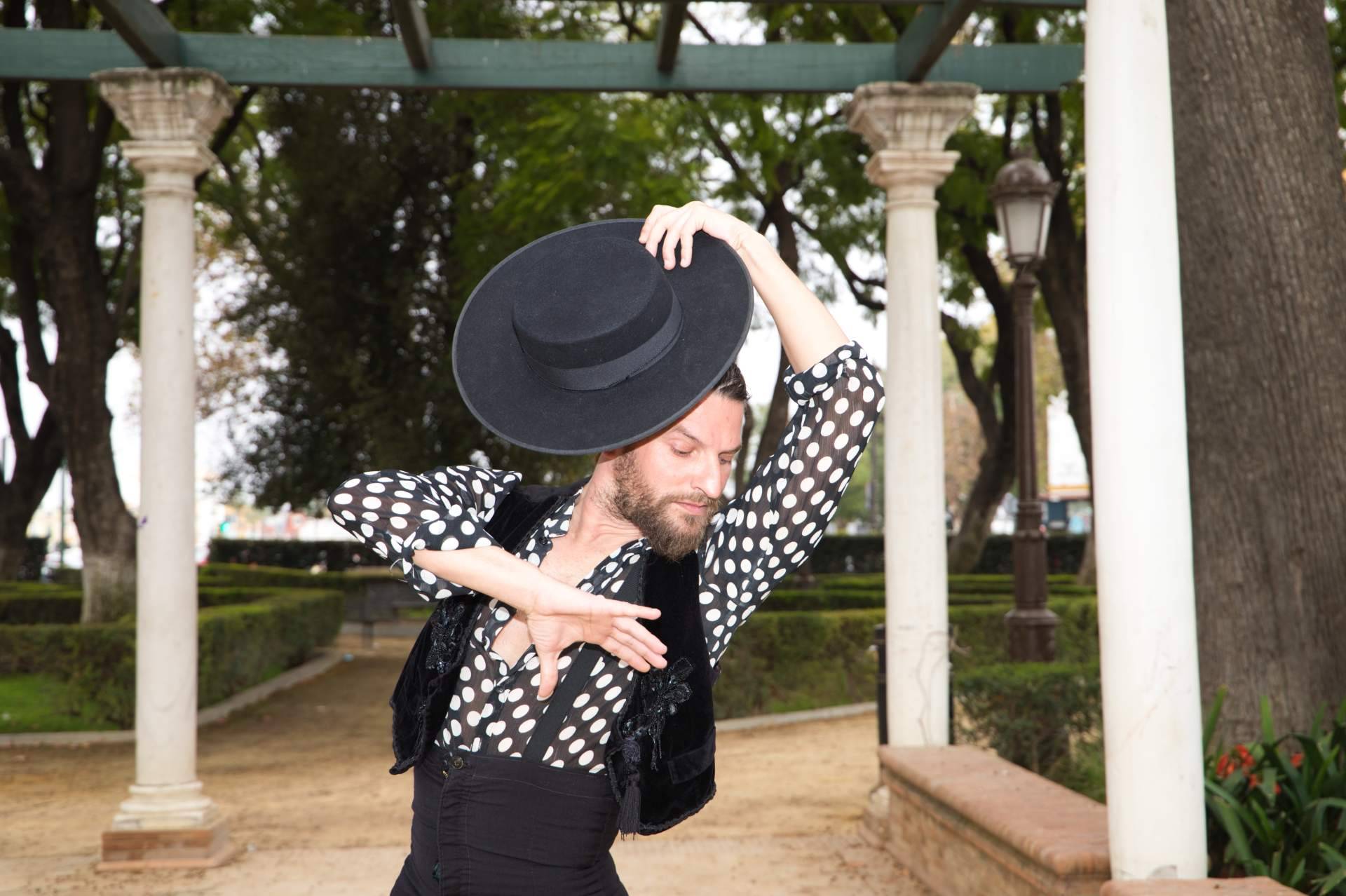 La elegancia del sombrero cordobés en Viva La Feria; un icono de tradición y estilo andaluz
